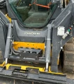 2021 John Deere 325g tracked skidsteer