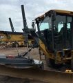 2013 John Deere 772GP motor grader