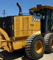 2011 John Deere 772G motor grader