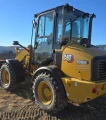 2022 Caterpillar 908M wheel loader