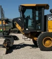 2013 John Deere 772G motor grader