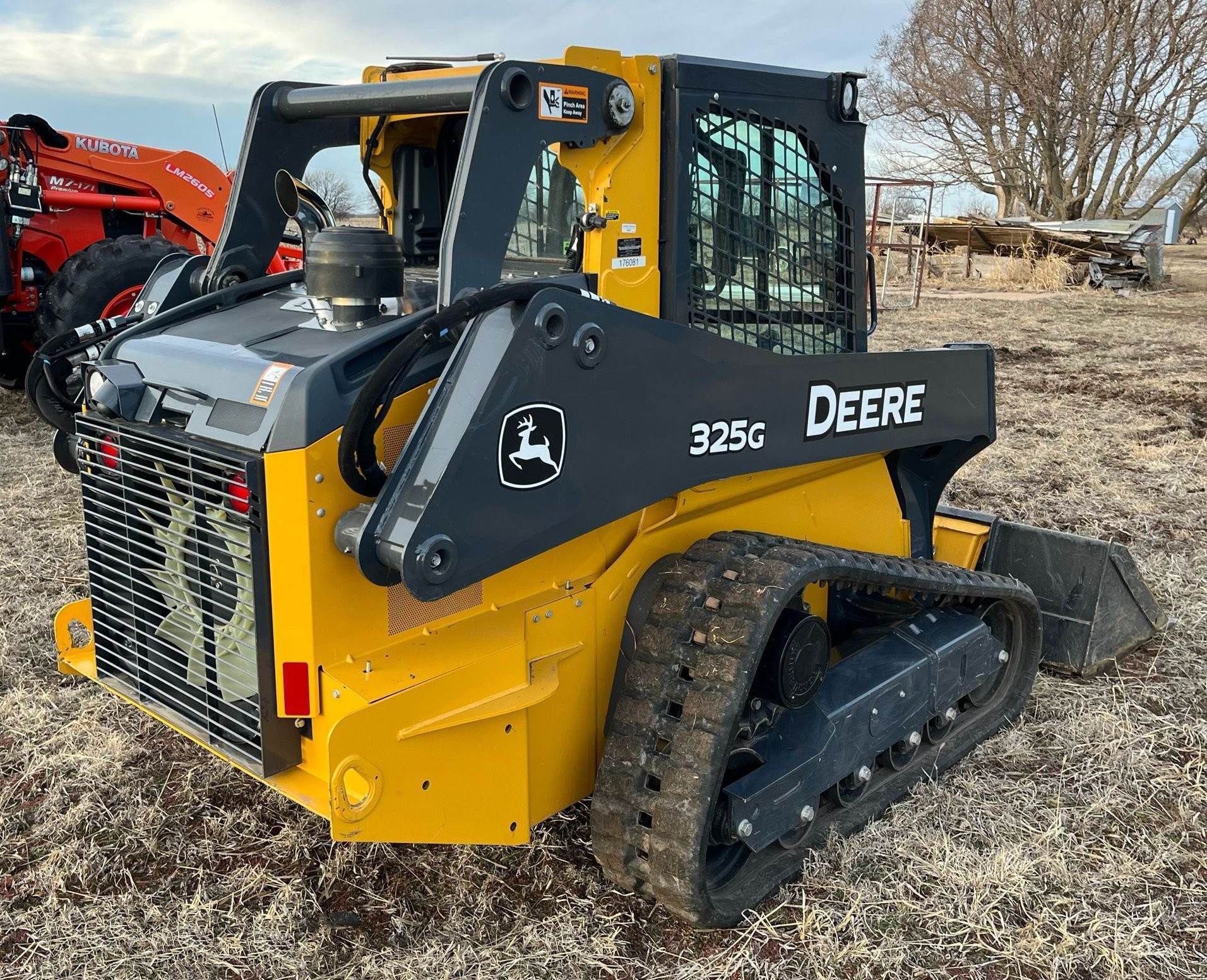 gallery 2019 John Deere 325G tracked skid steer loader