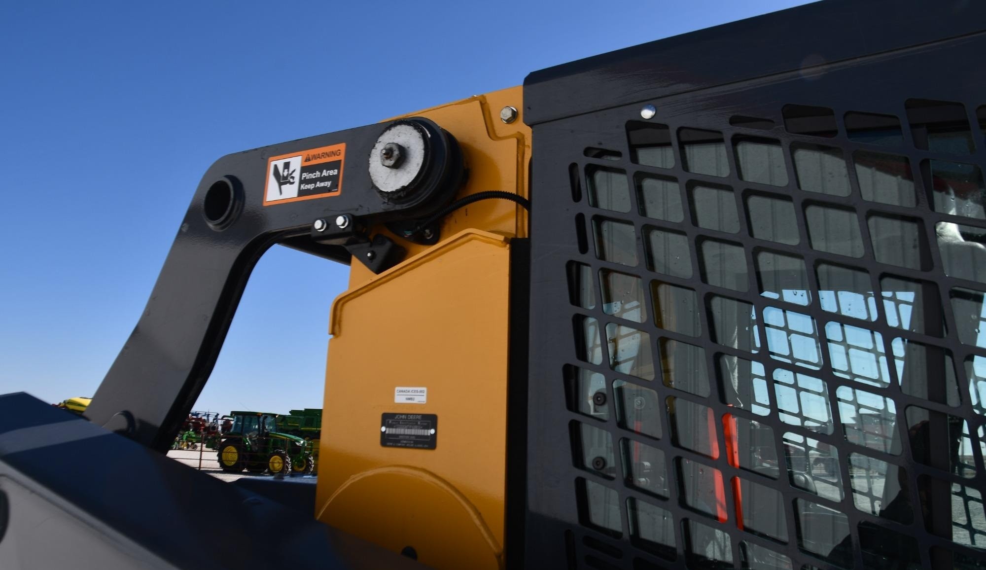 gallery 2022 JohnDeere 333G compact track loader