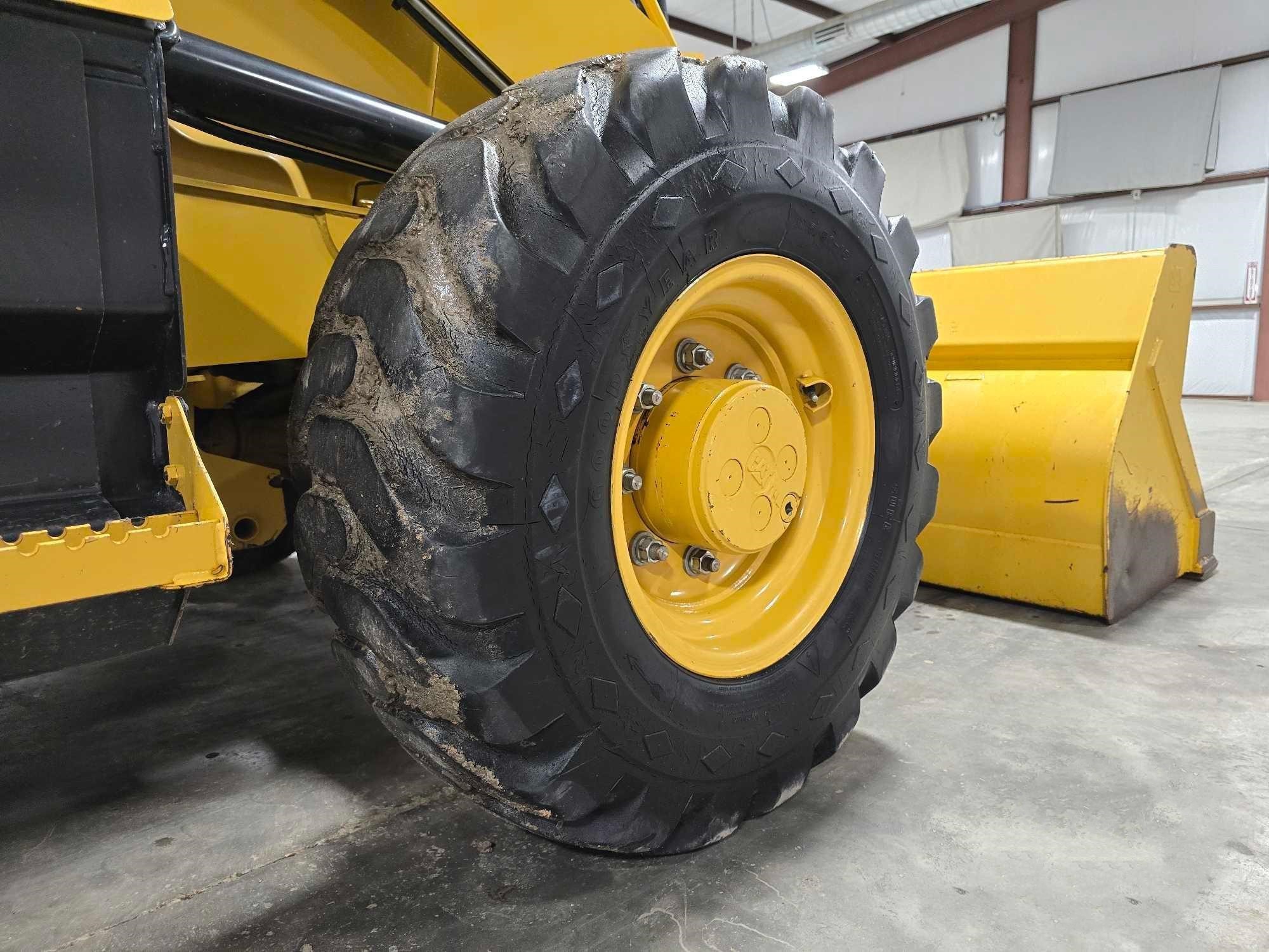 gallery 2017 Caterpillar 420F2  Backhoe