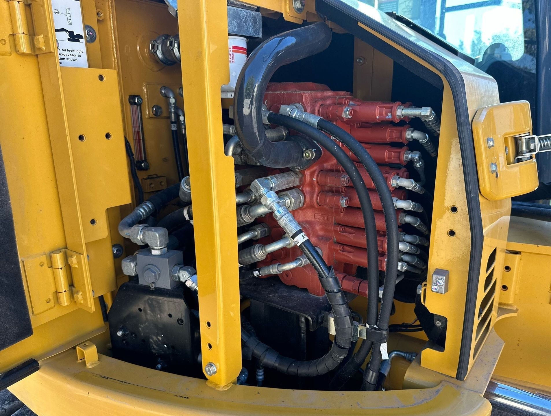 gallery 2018 John Deere 85G mini excavator