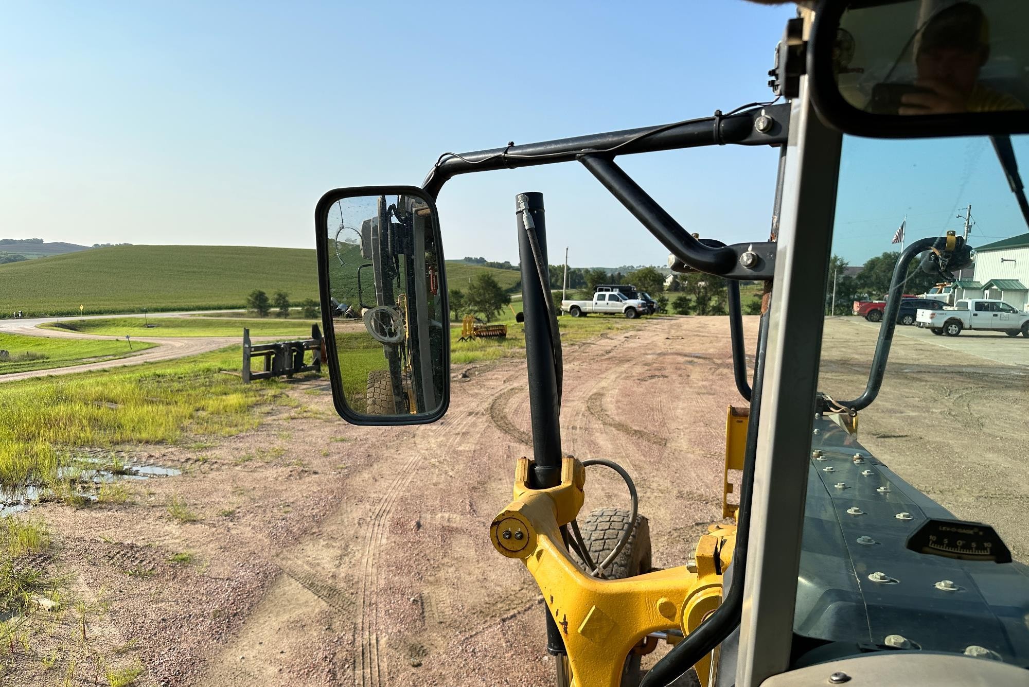 gallery 2014 Caterpillar 140M2 VHP Plus Motor Grader