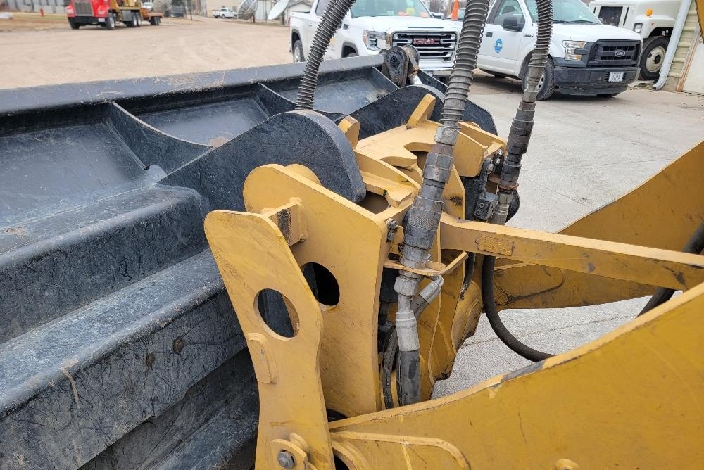 gallery 2016 Caterpillar 926M Wheel Loader W4-IN-1 Bucket