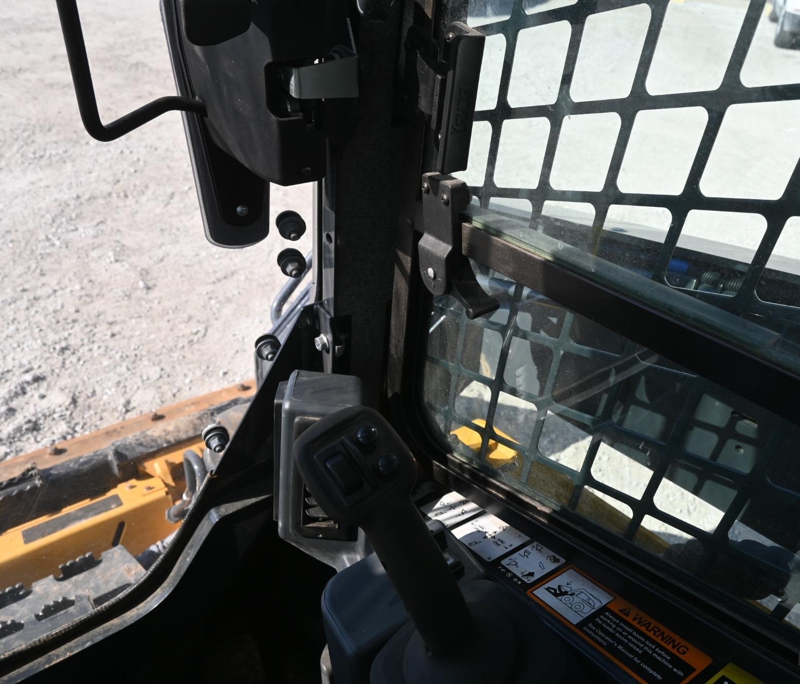 gallery 2022 John Deere 331G compact track loader