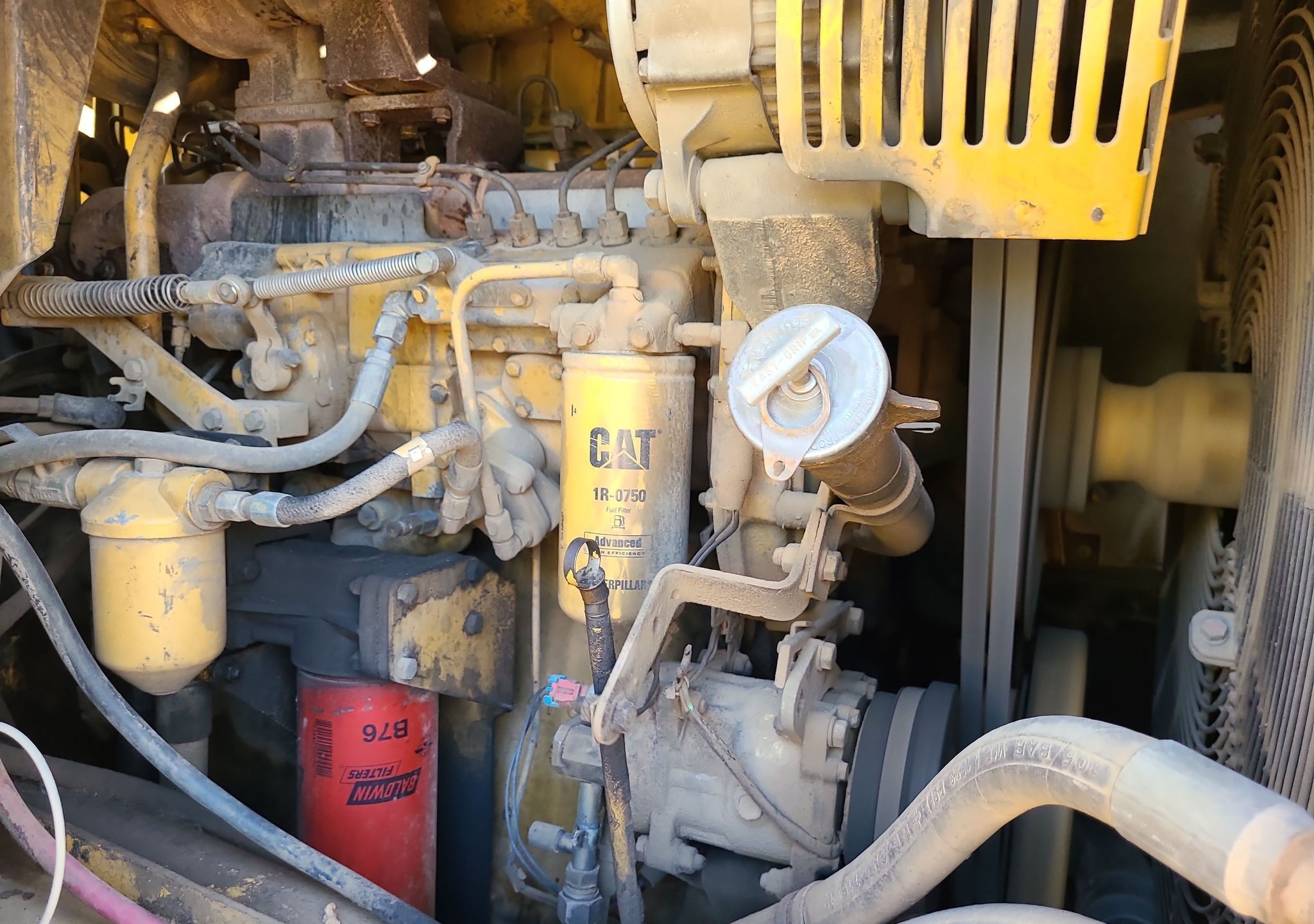 gallery 2006 Caterpillar 615C Series II elevating scraper