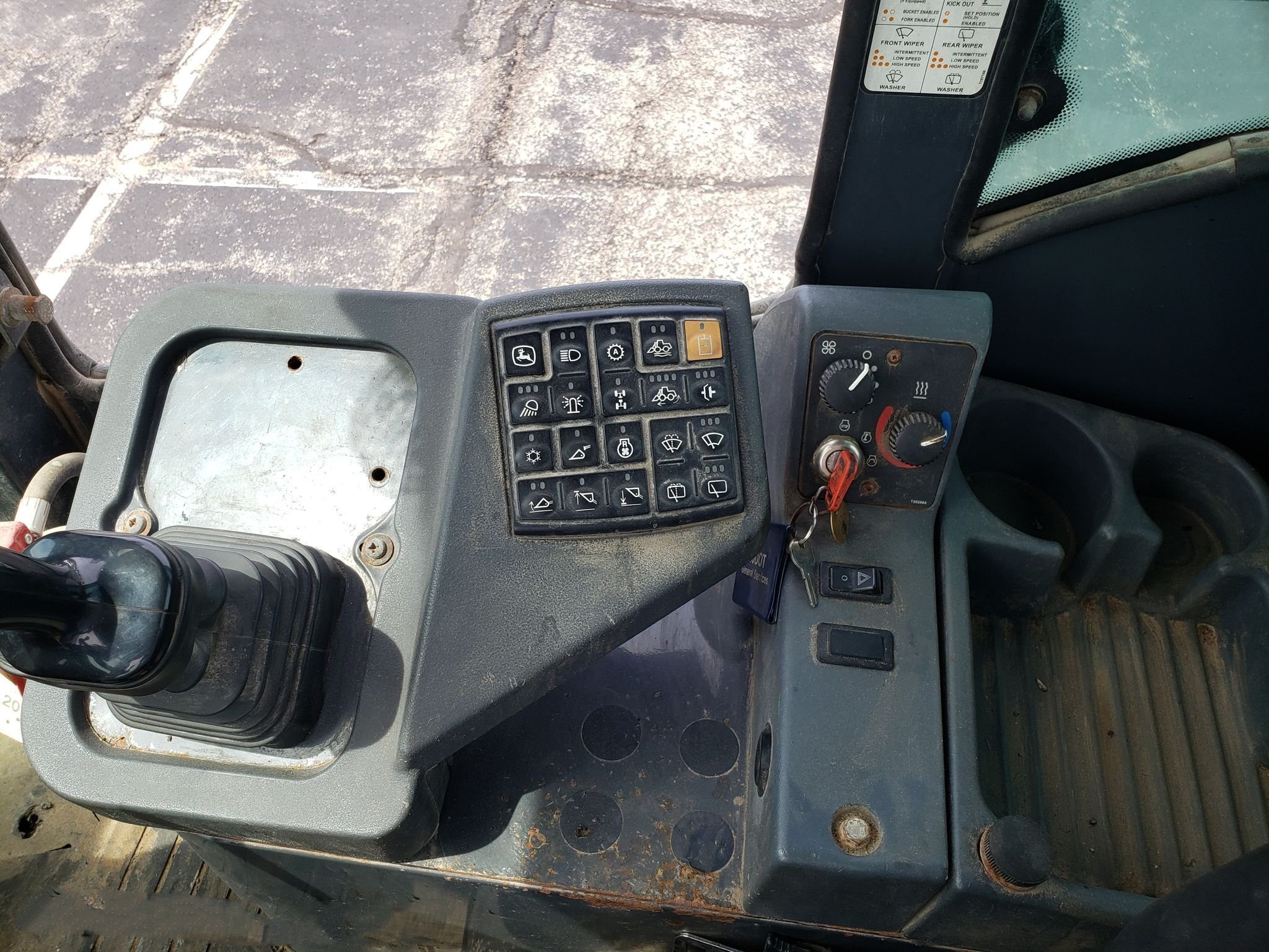 gallery 2004 John Deere 544J wheel loader