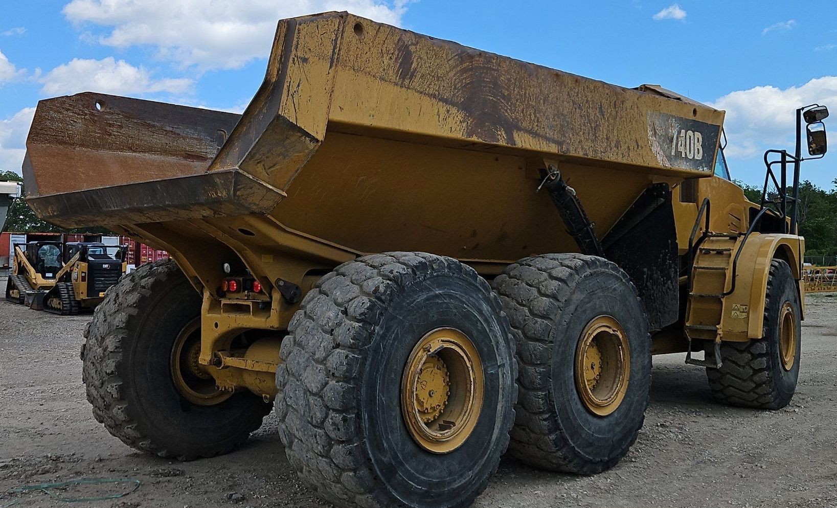gallery 2013 Caterpillar 740B haul truck