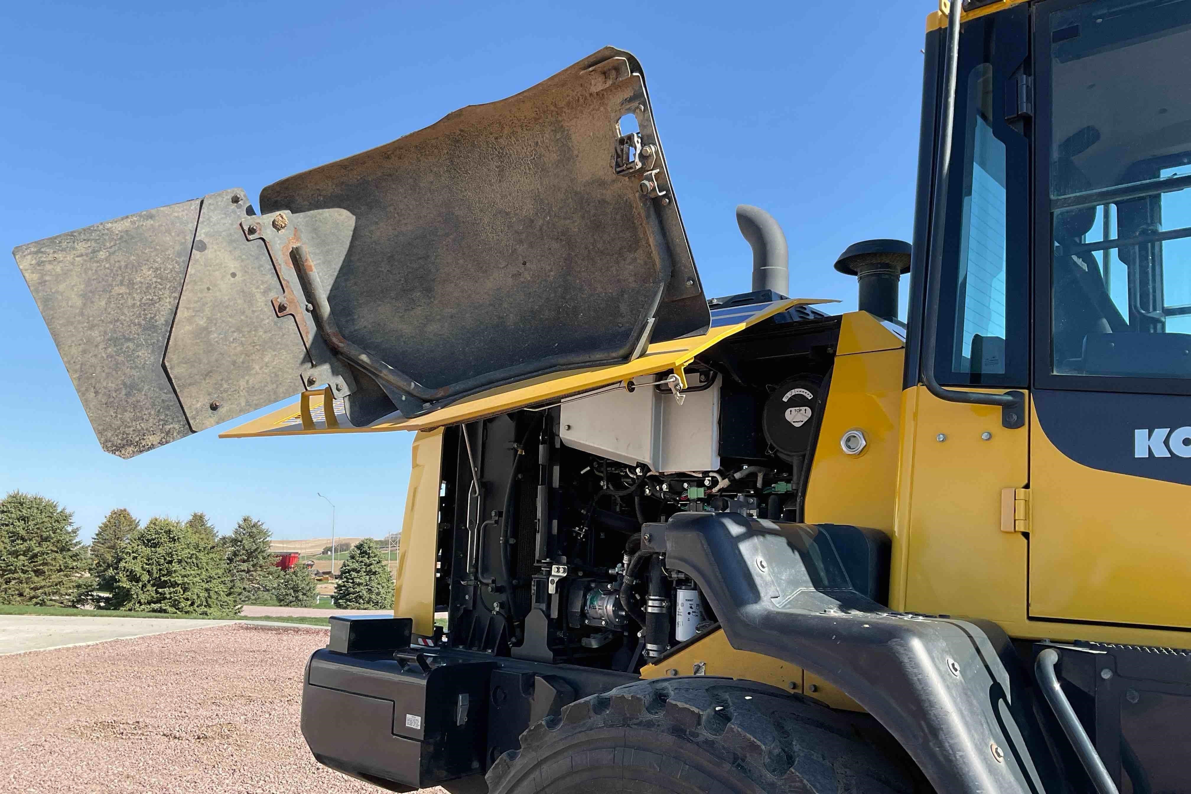gallery 2019 Komatsu WA270-8 Wheel Loader