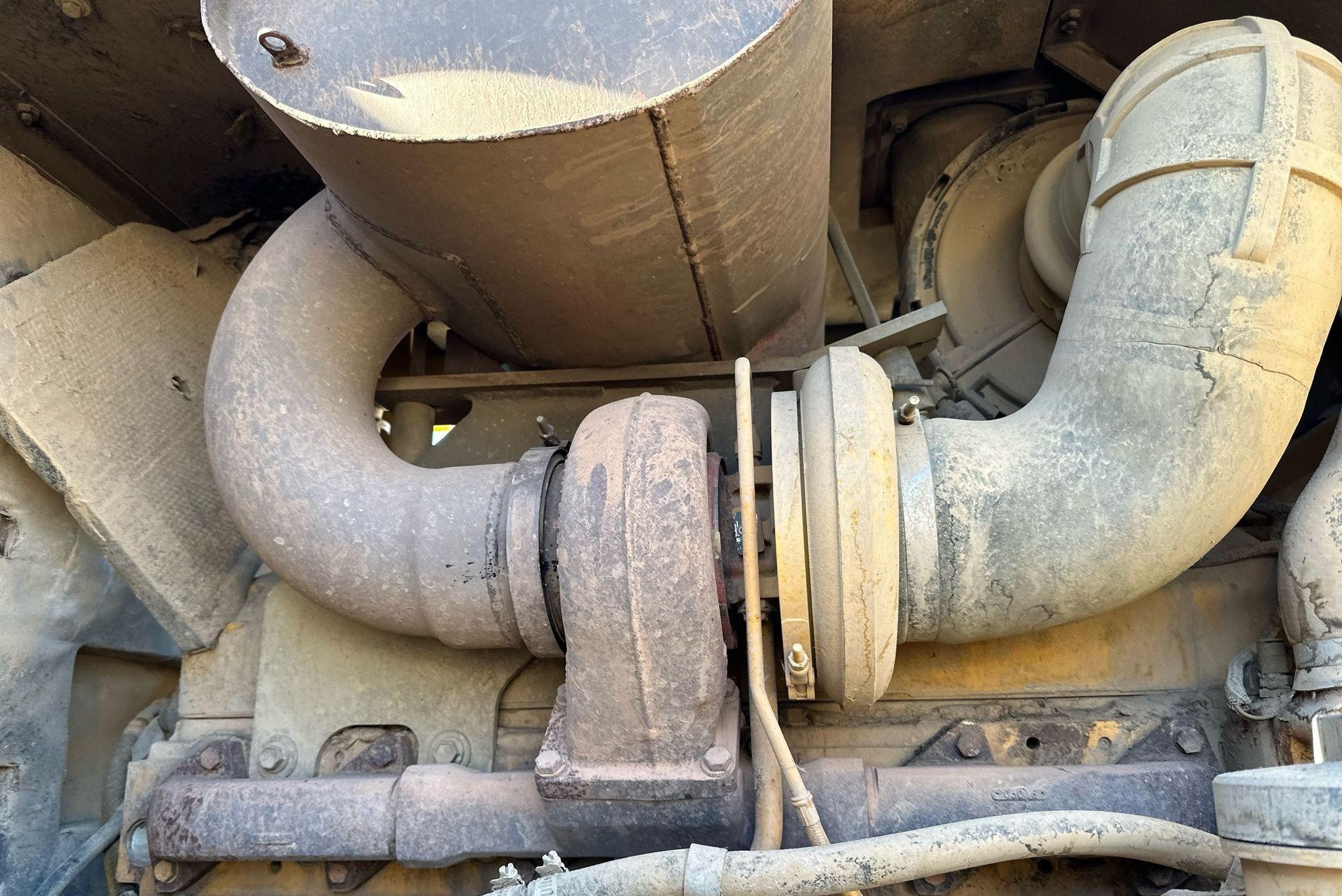 gallery 2006 John Deere 844J wheel loader