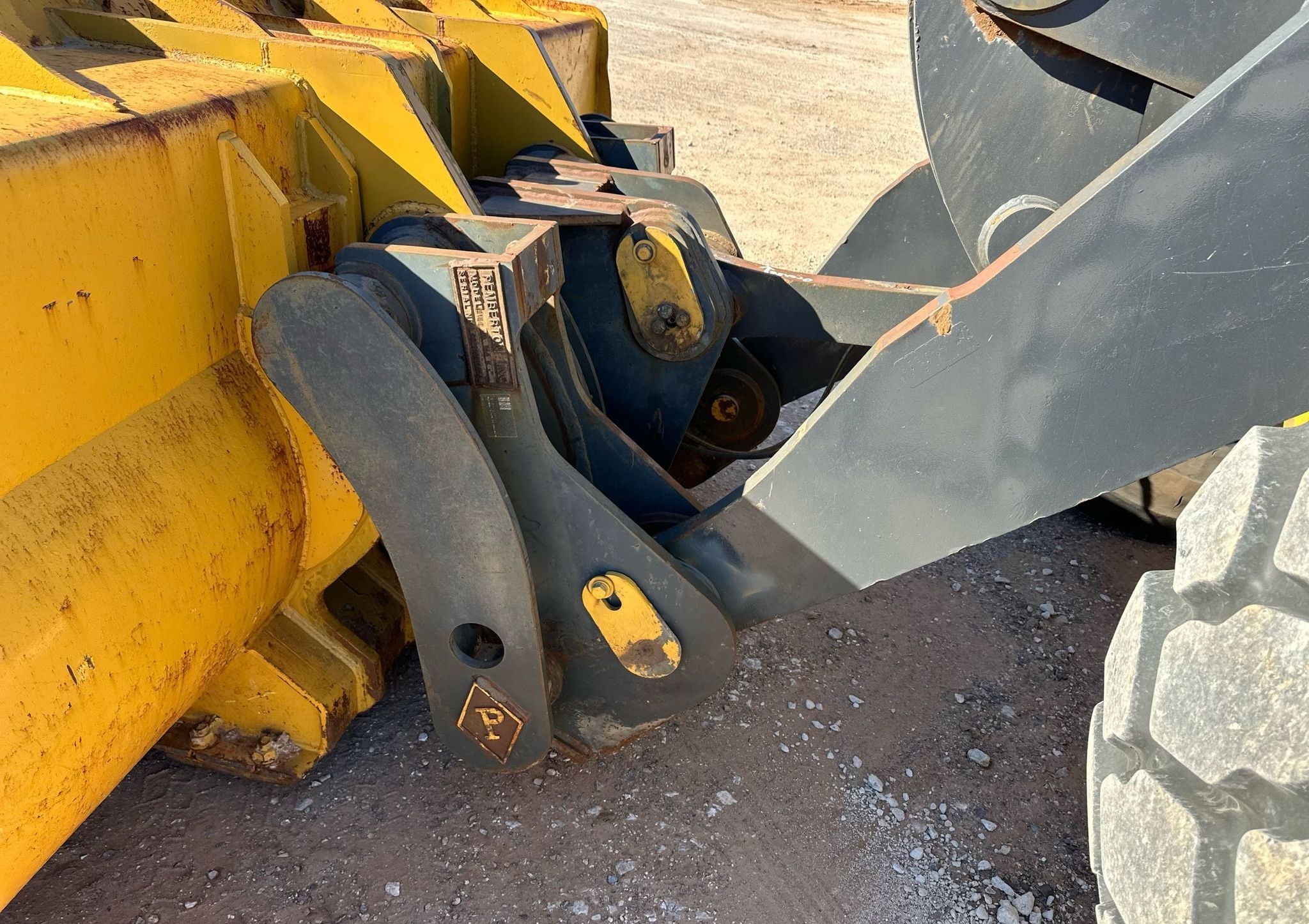 gallery 2012 John Deere 744K wheel loader