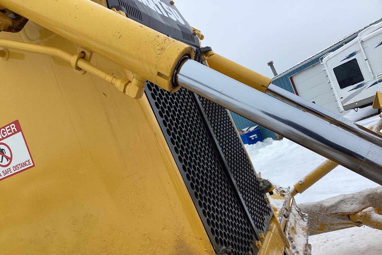 gallery 2017 Komatsu D65PX-18 Dozer
