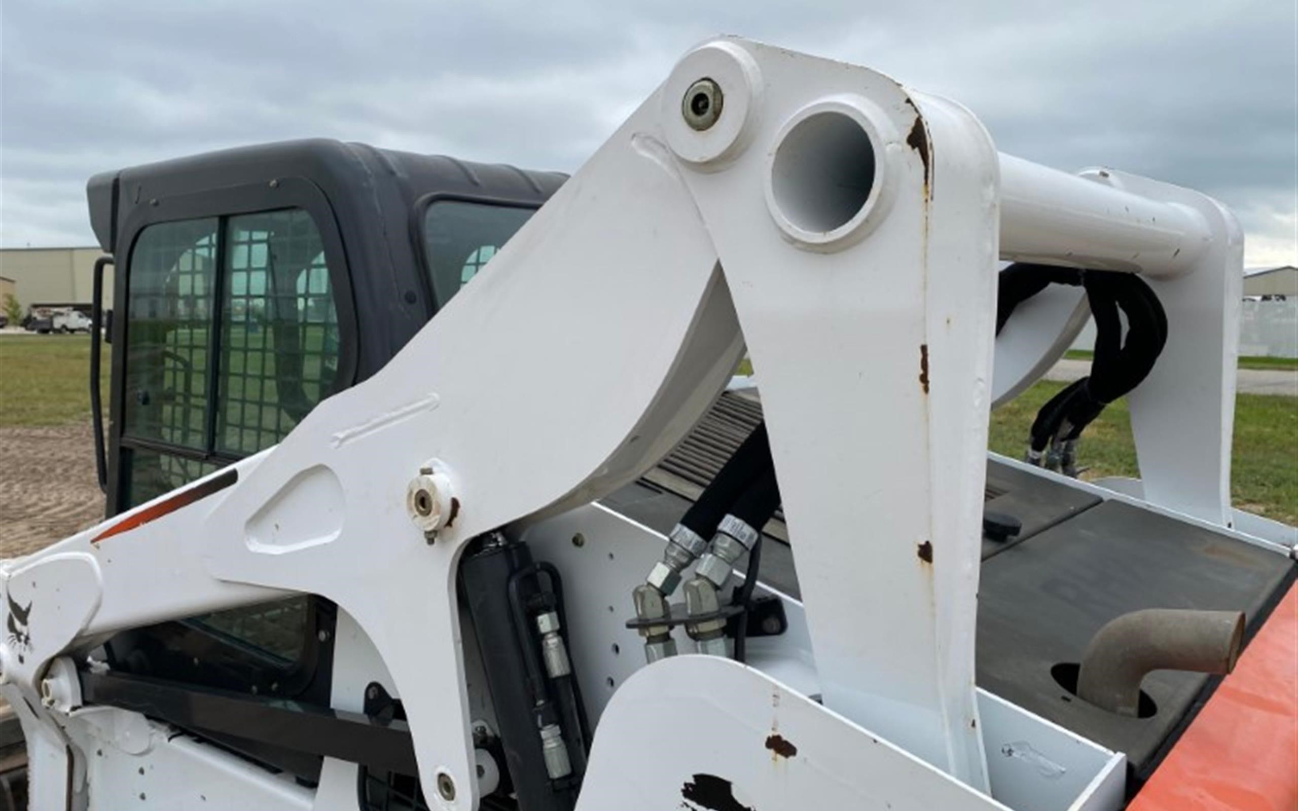 gallery 2015 Bobcat T770 Compact Track Loader
