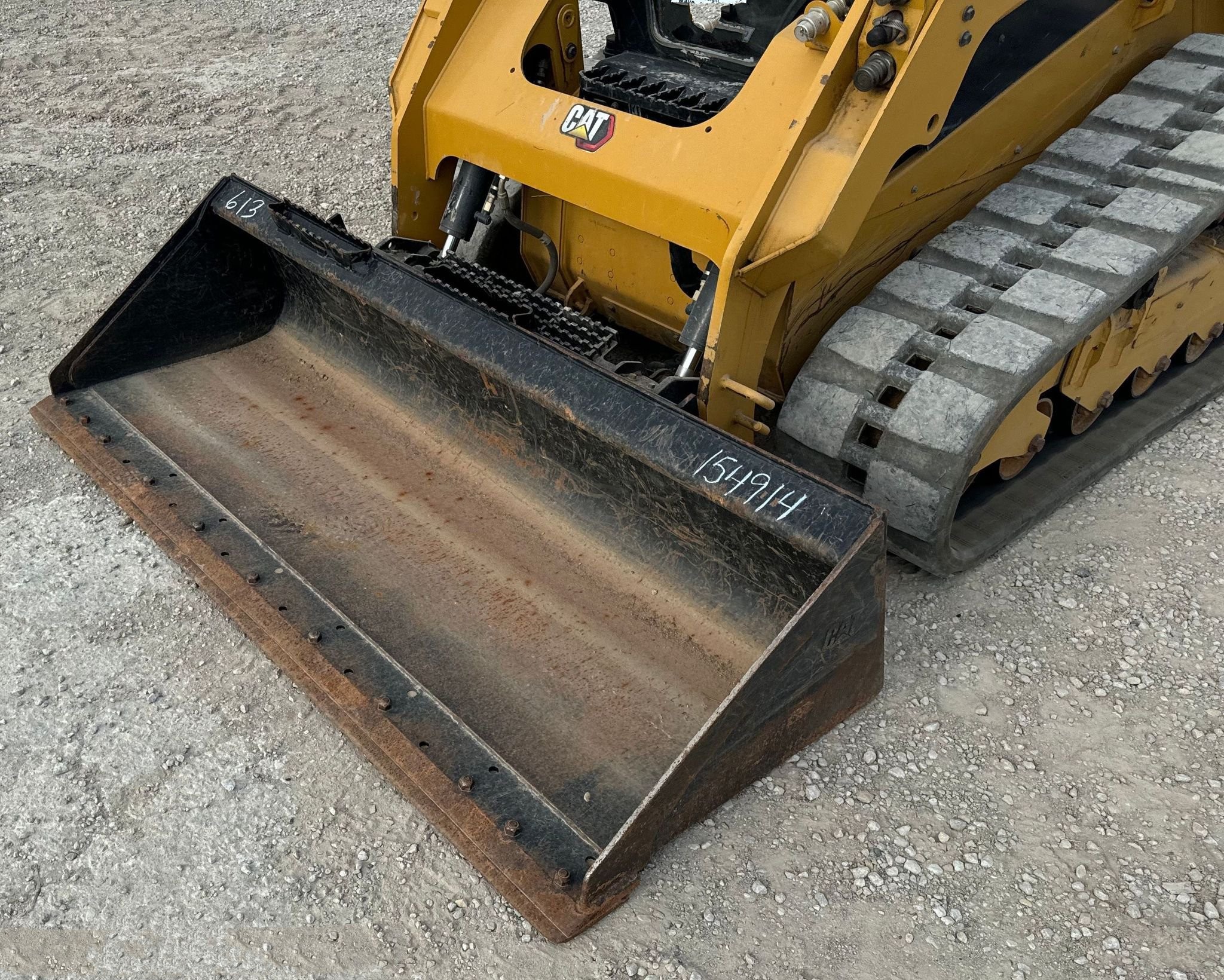 gallery 2019 Caterpillar 259D3 tracked skid steer loader
