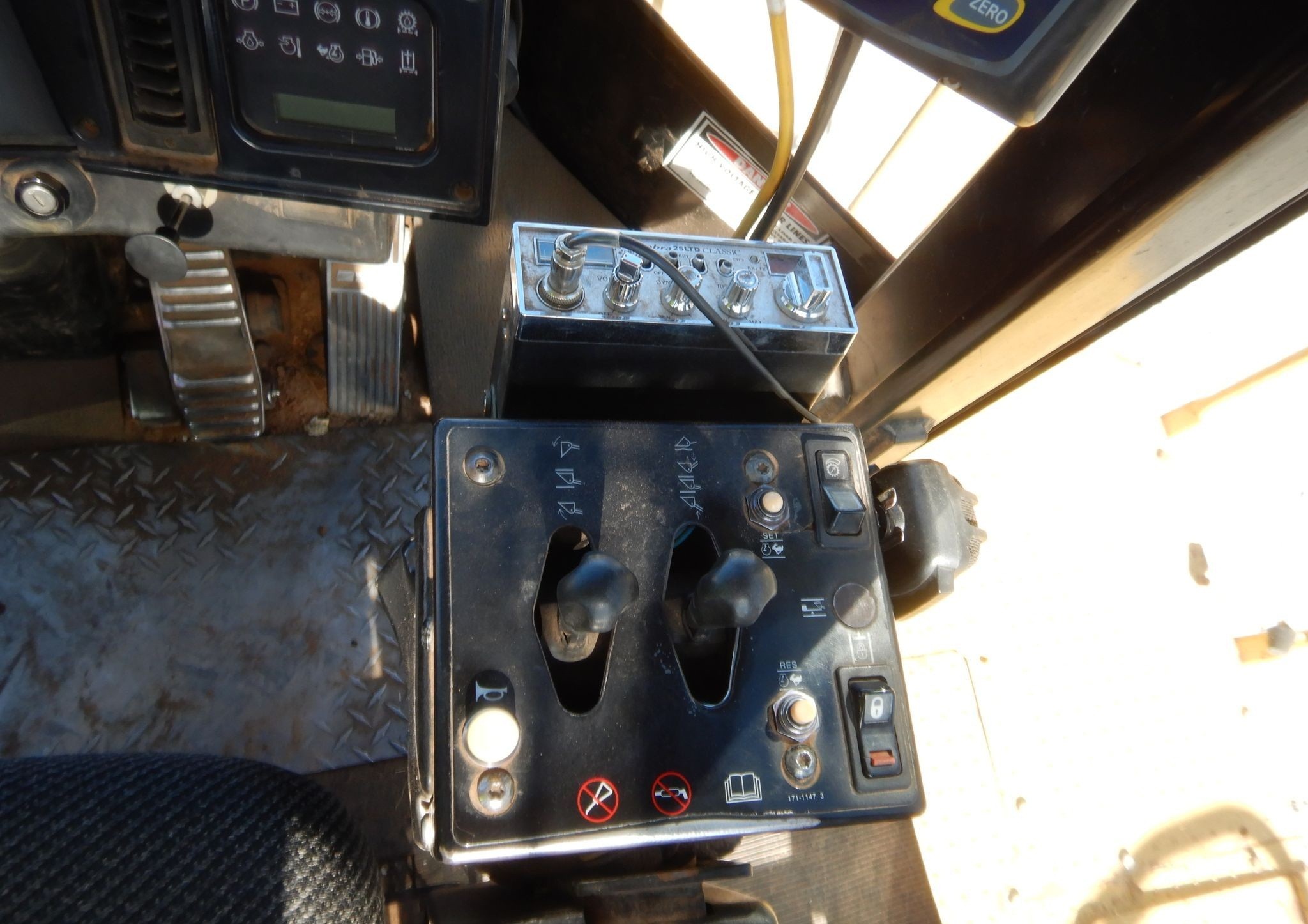 gallery 2006 Caterpillar 988H wheel loader