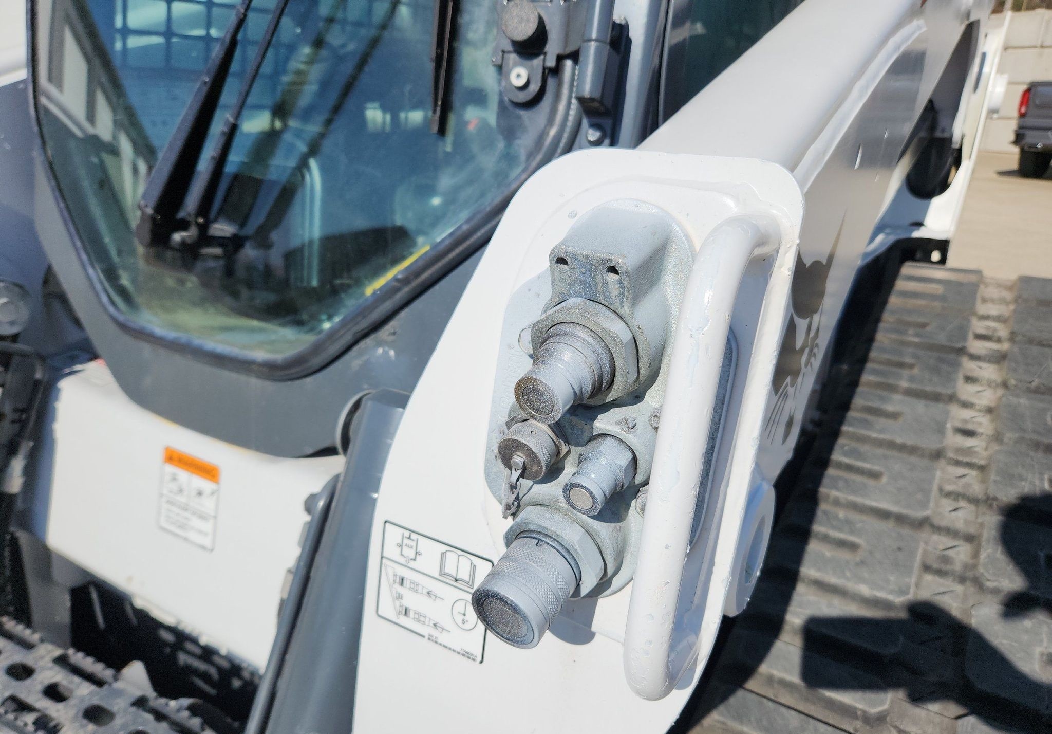 gallery 2018 Bobcat T770 tracked skid steer loader