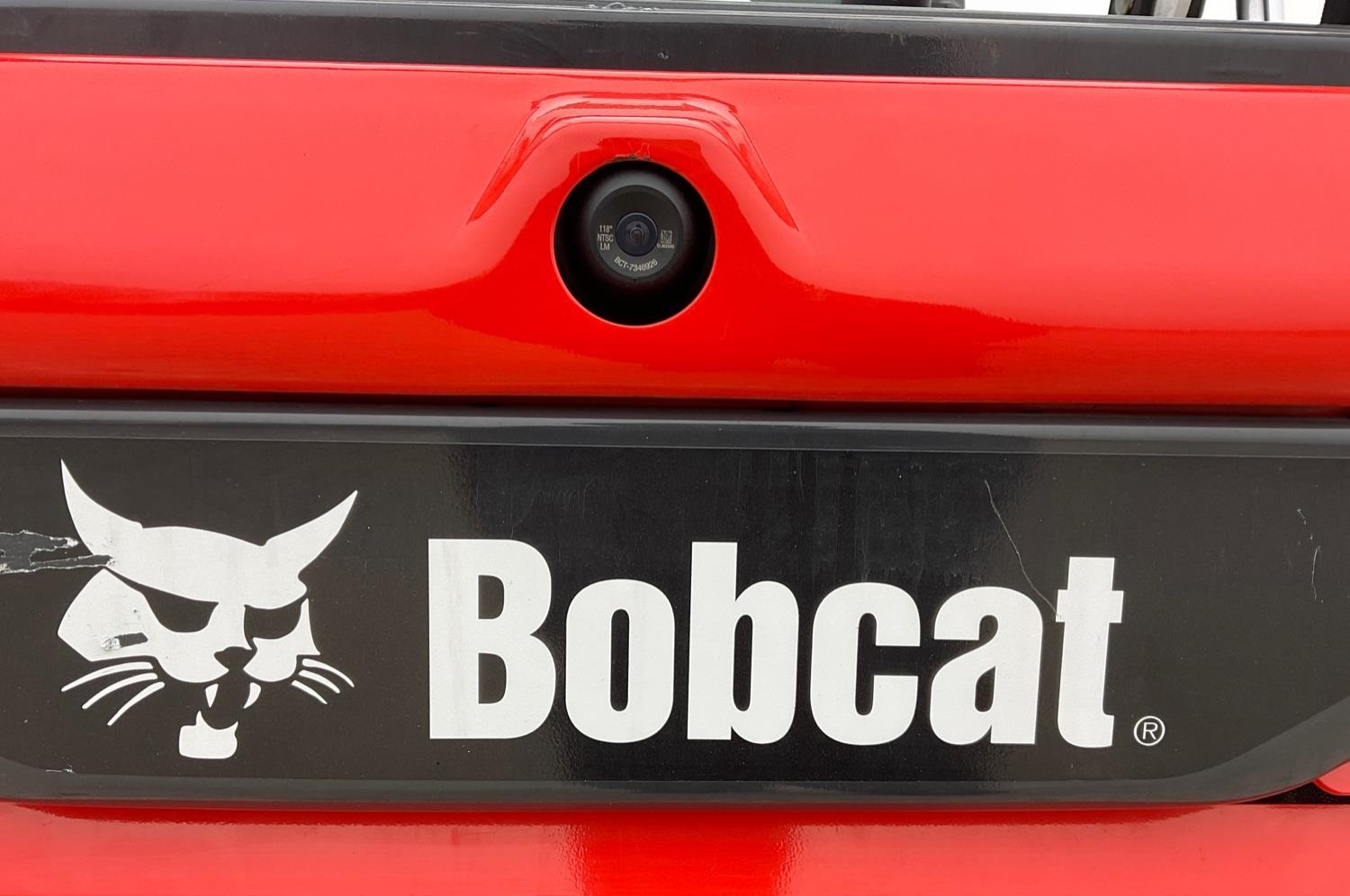 gallery 2021 Bobcat T76 R-Series Compact Track Loader