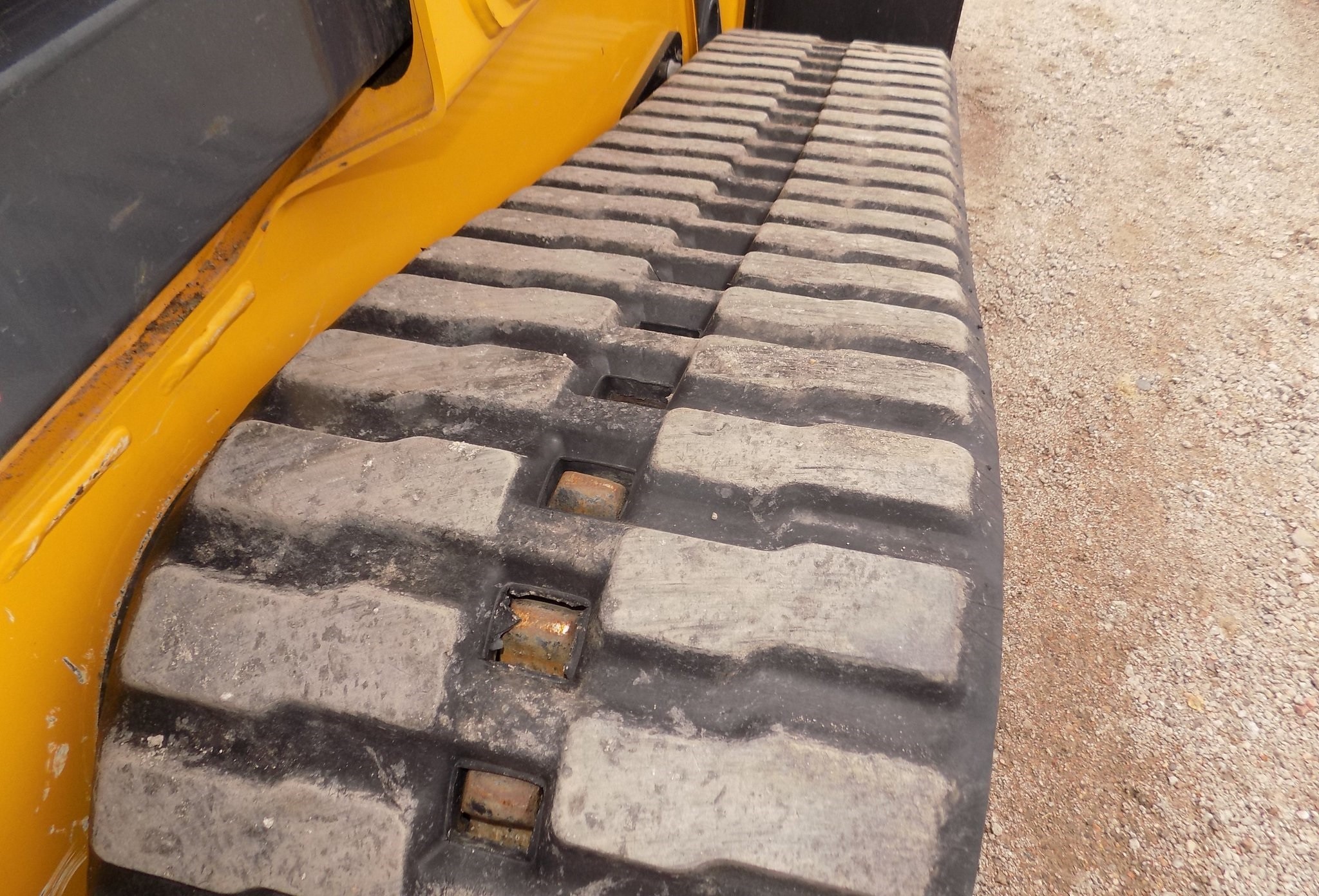 gallery 2019 John Deere 333G tracked skid steer loader1