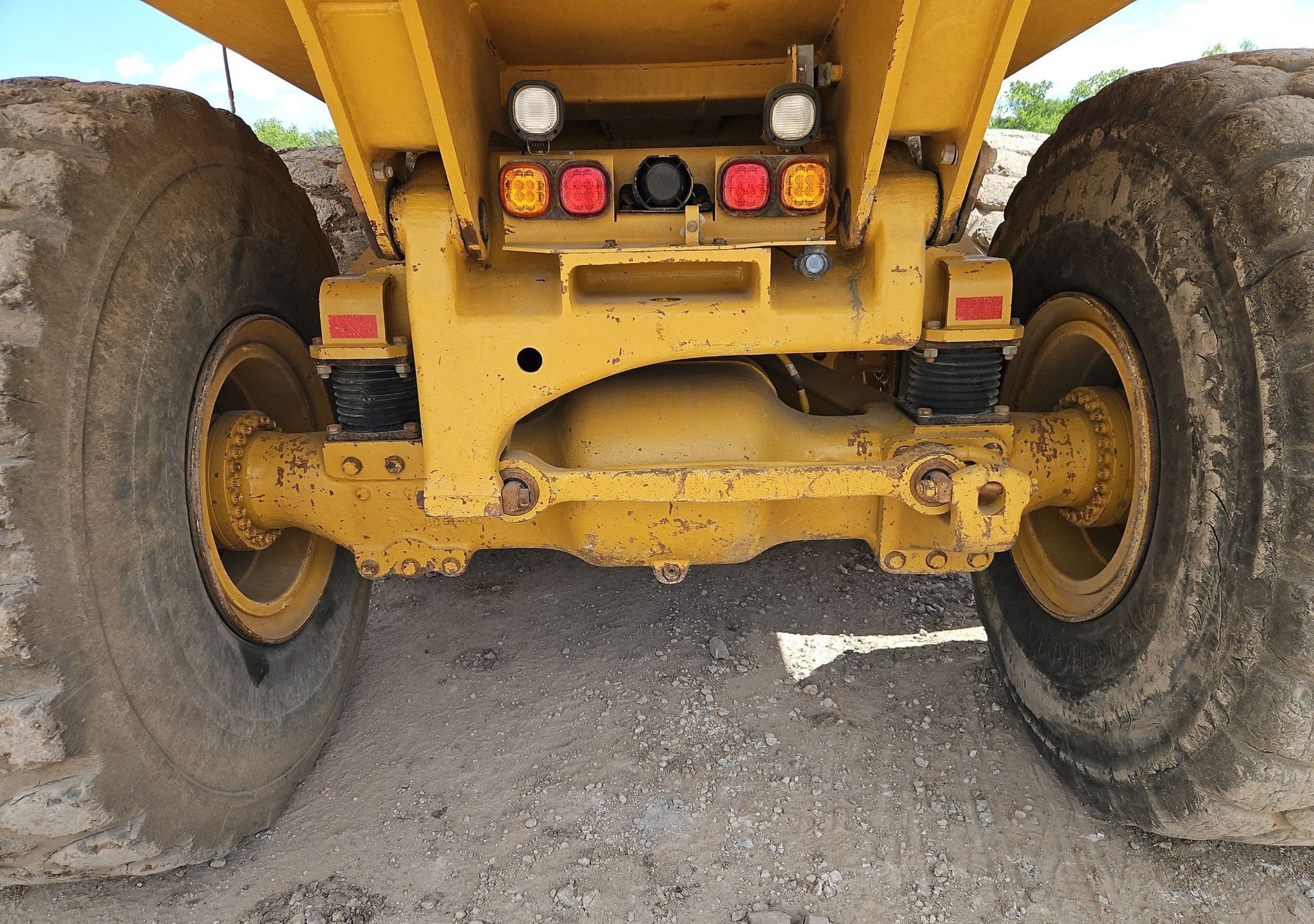 gallery 2013 Caterpillar 740B haul truck