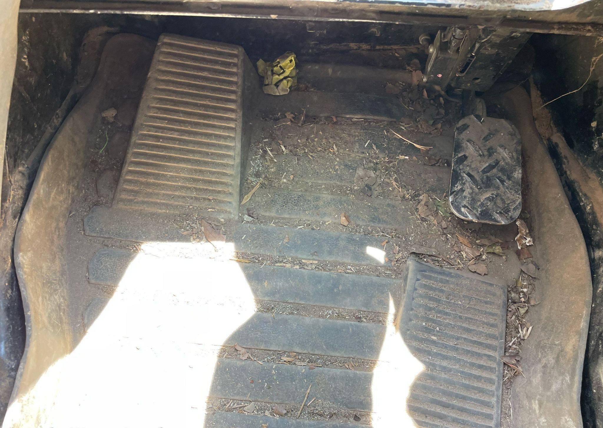 gallery 2017 Caterpillar 299D2XHP Skid Steer