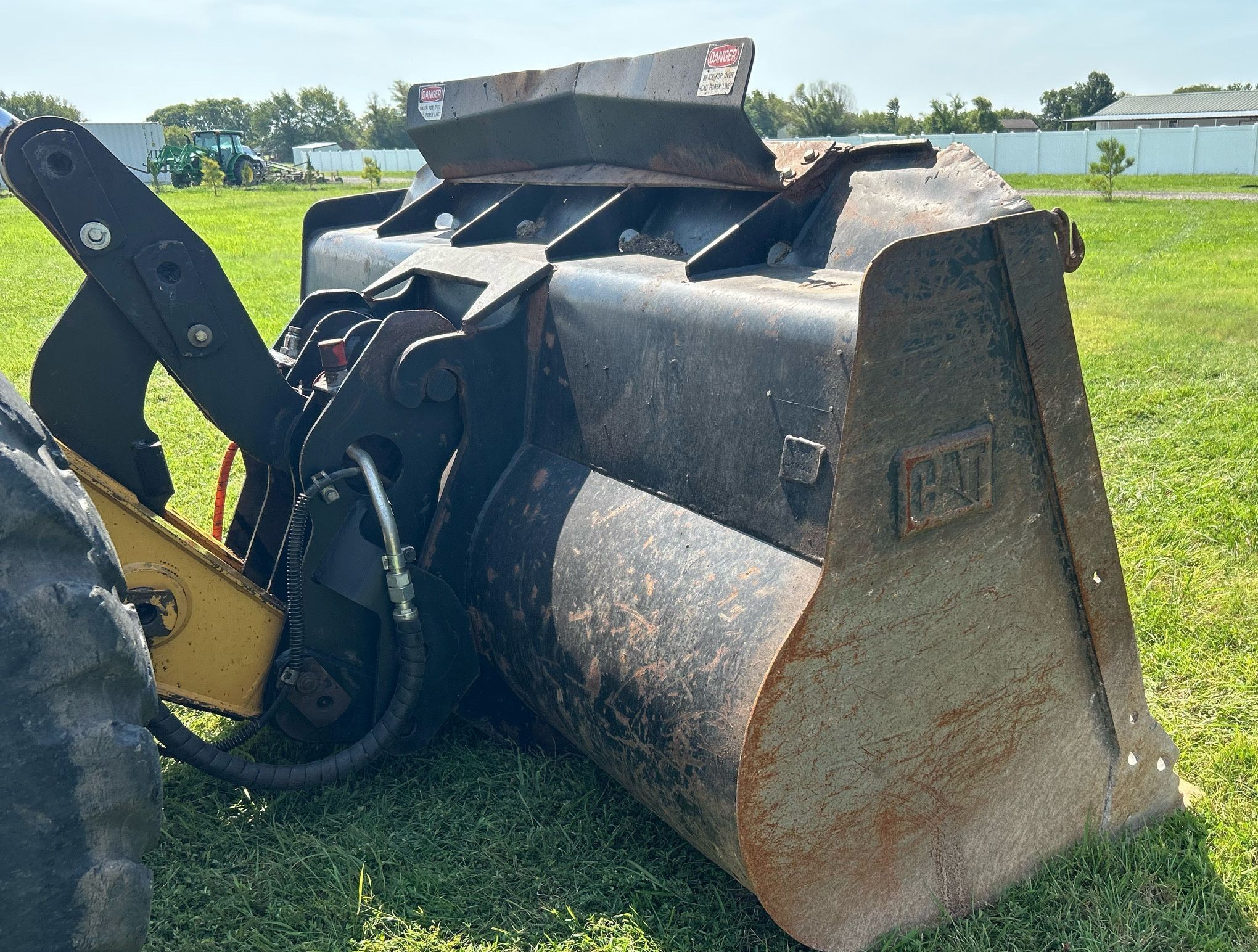 gallery 2001 Caterpillar 924G wheel loader