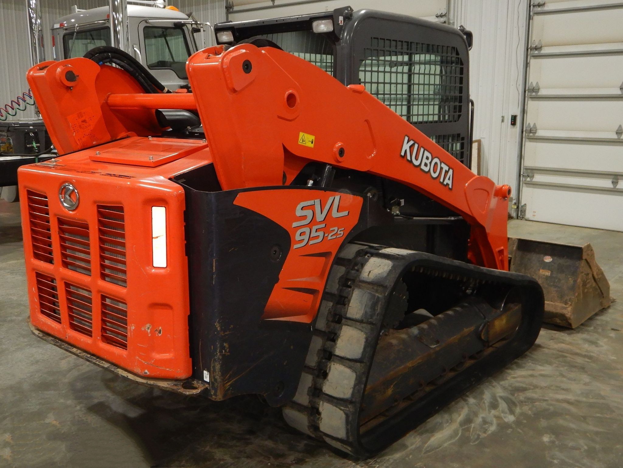 gallery 2019 Kubota SVL95-2S tracked skid steer loader