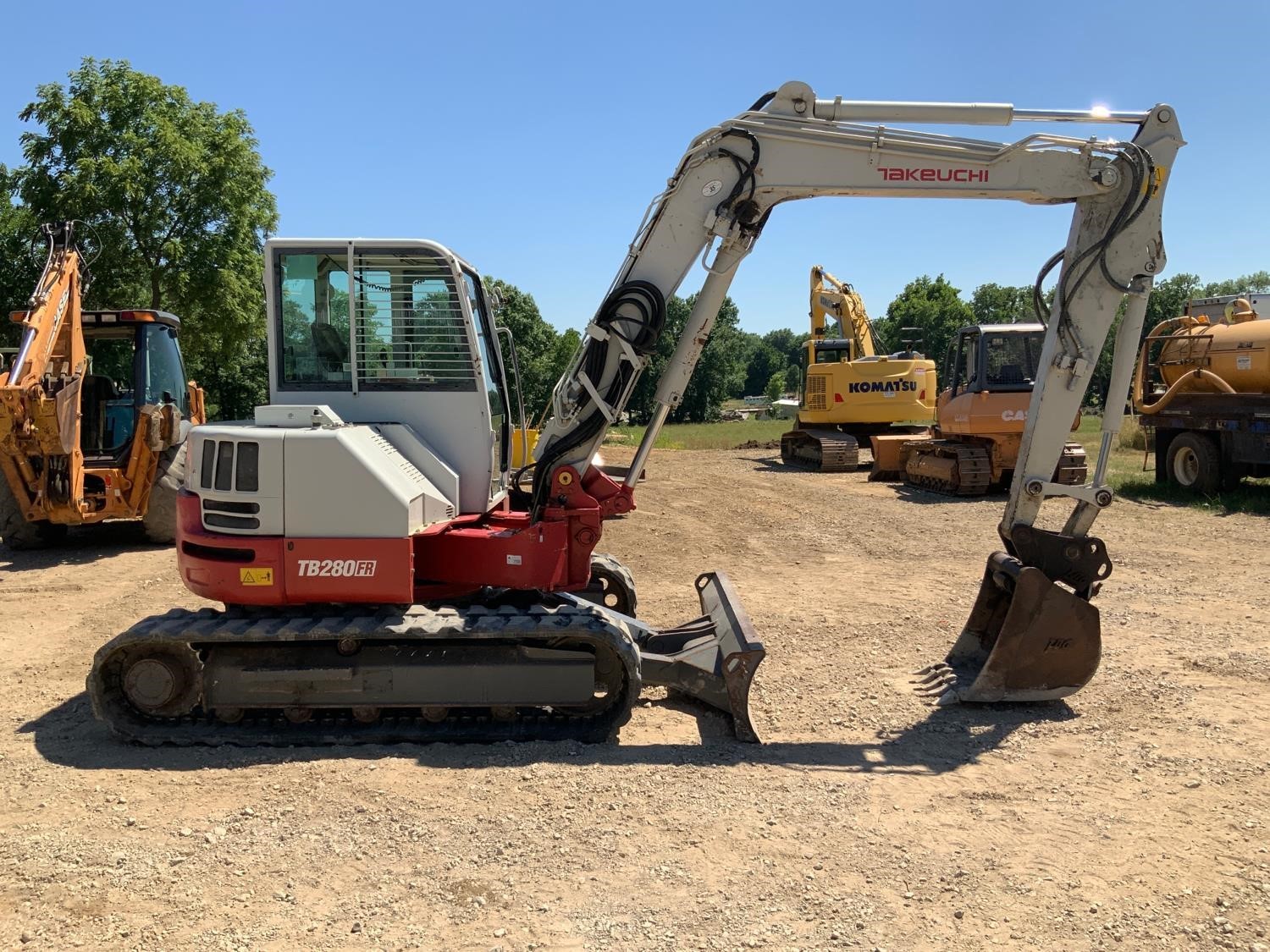 gallery 2015 Takeuchi TB280FR Mini Excavator