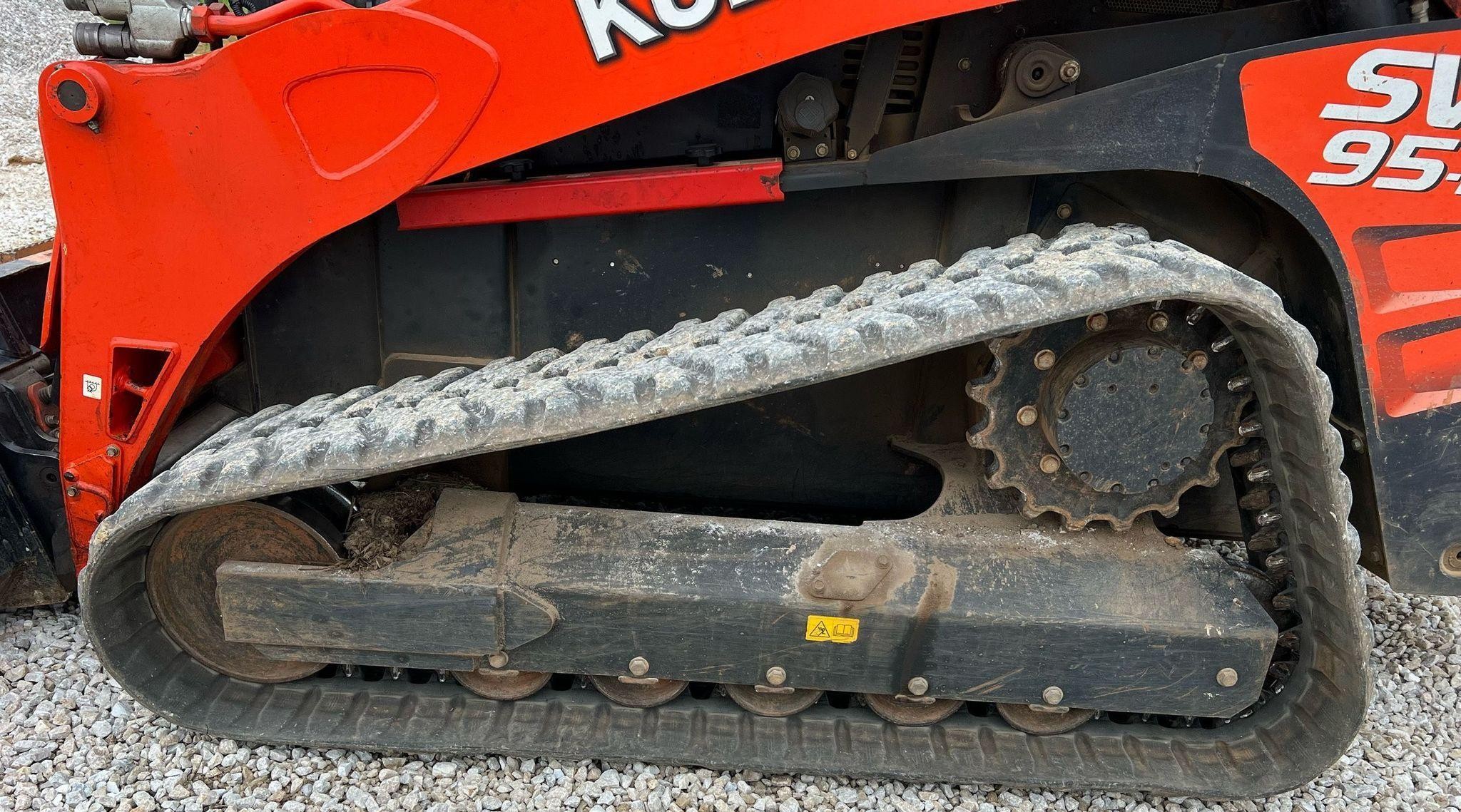 gallery 2019 Kubota SVL95-2S tracked skid steer loader