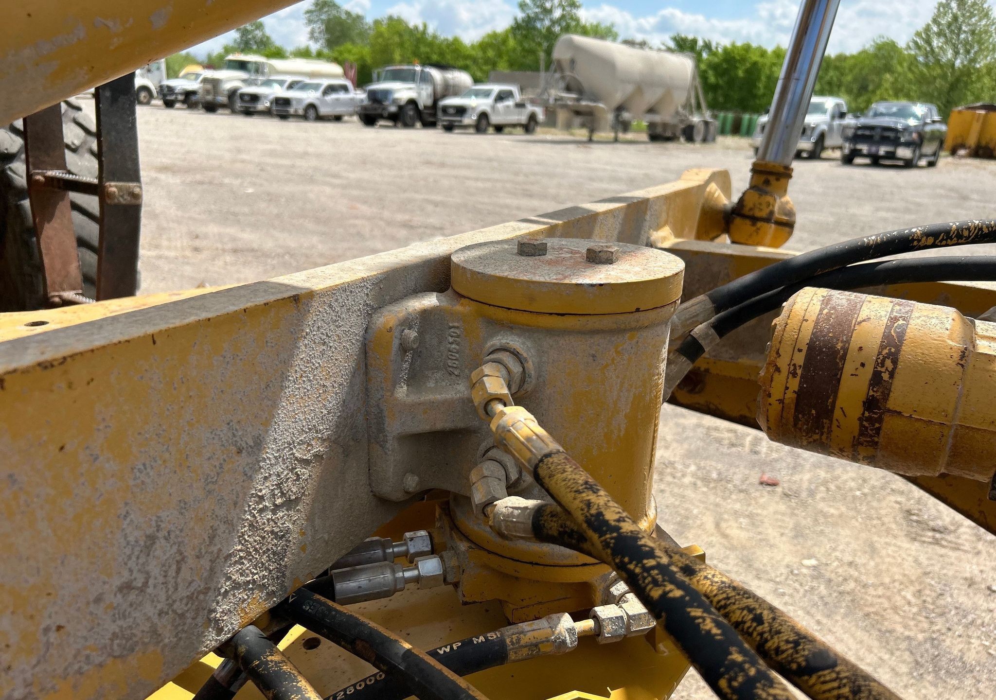 gallery 2006 Caterpillar 160H VHP Plus motor grader