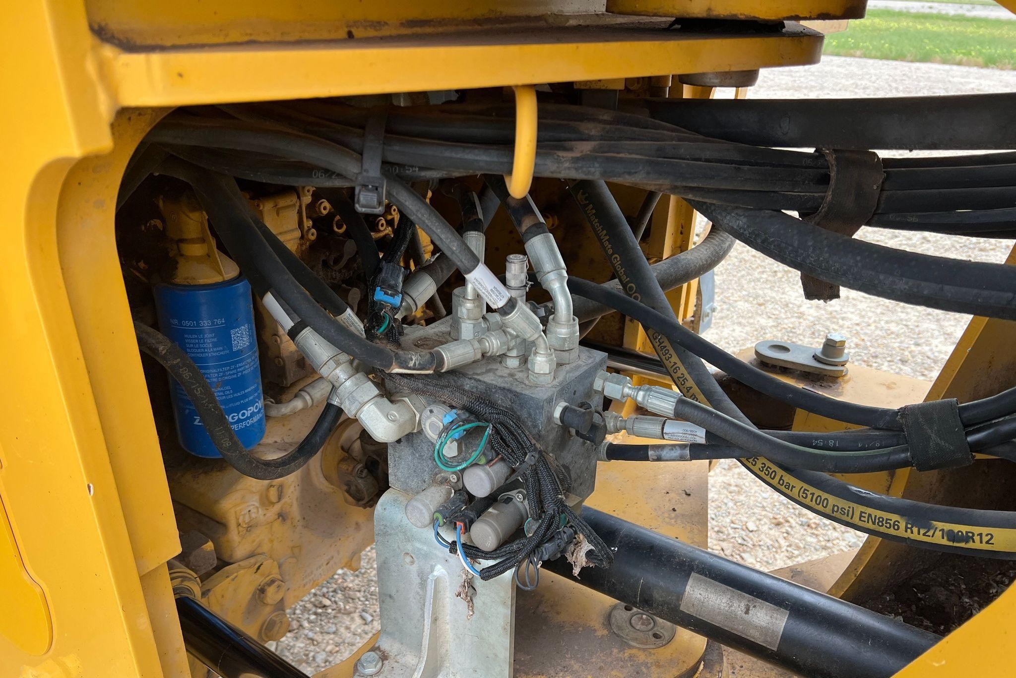 gallery 2014 John Deere 544K wheel loader