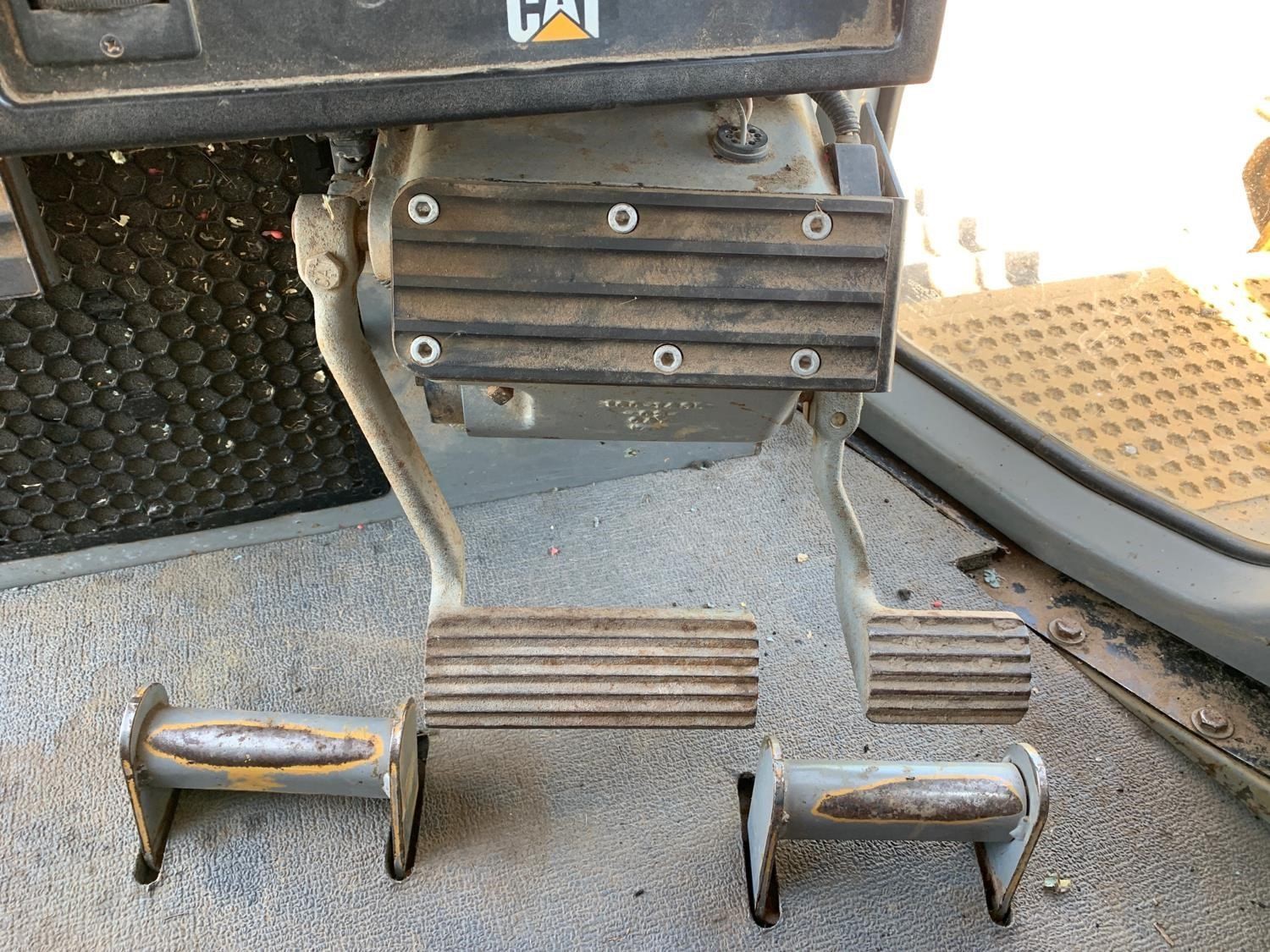 gallery 2005 Caterpillar D6R XL Ll Dozer WRipper