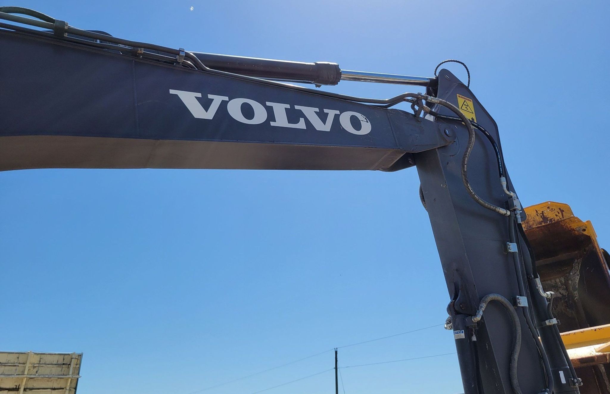 gallery 2020 Volvo EC160EL excavator