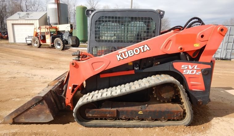 gallery 2014 Kubota SVL90-2 tracked skid steer loader