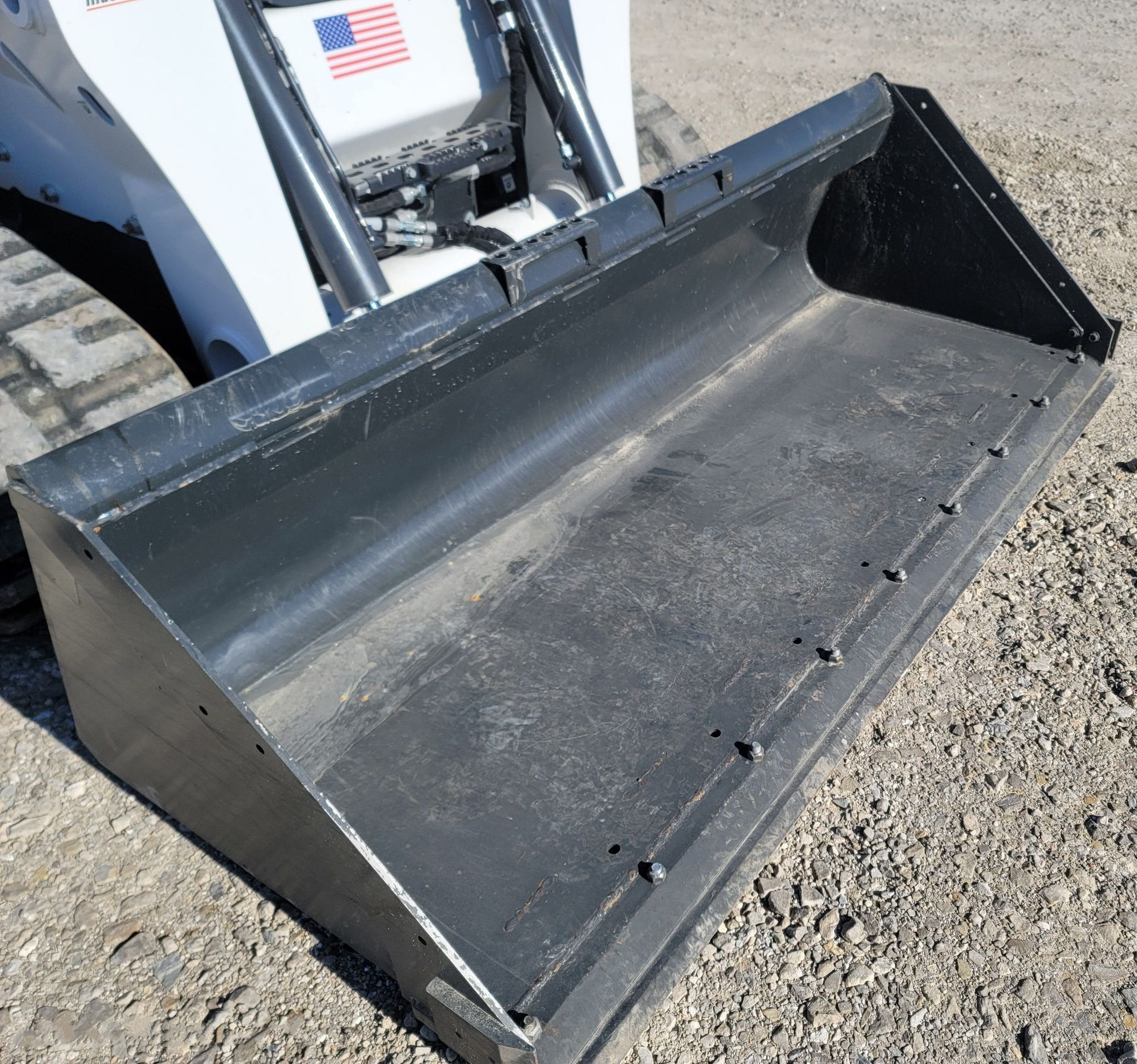 gallery 2022 Bobcat T870 tracked skid steer loader