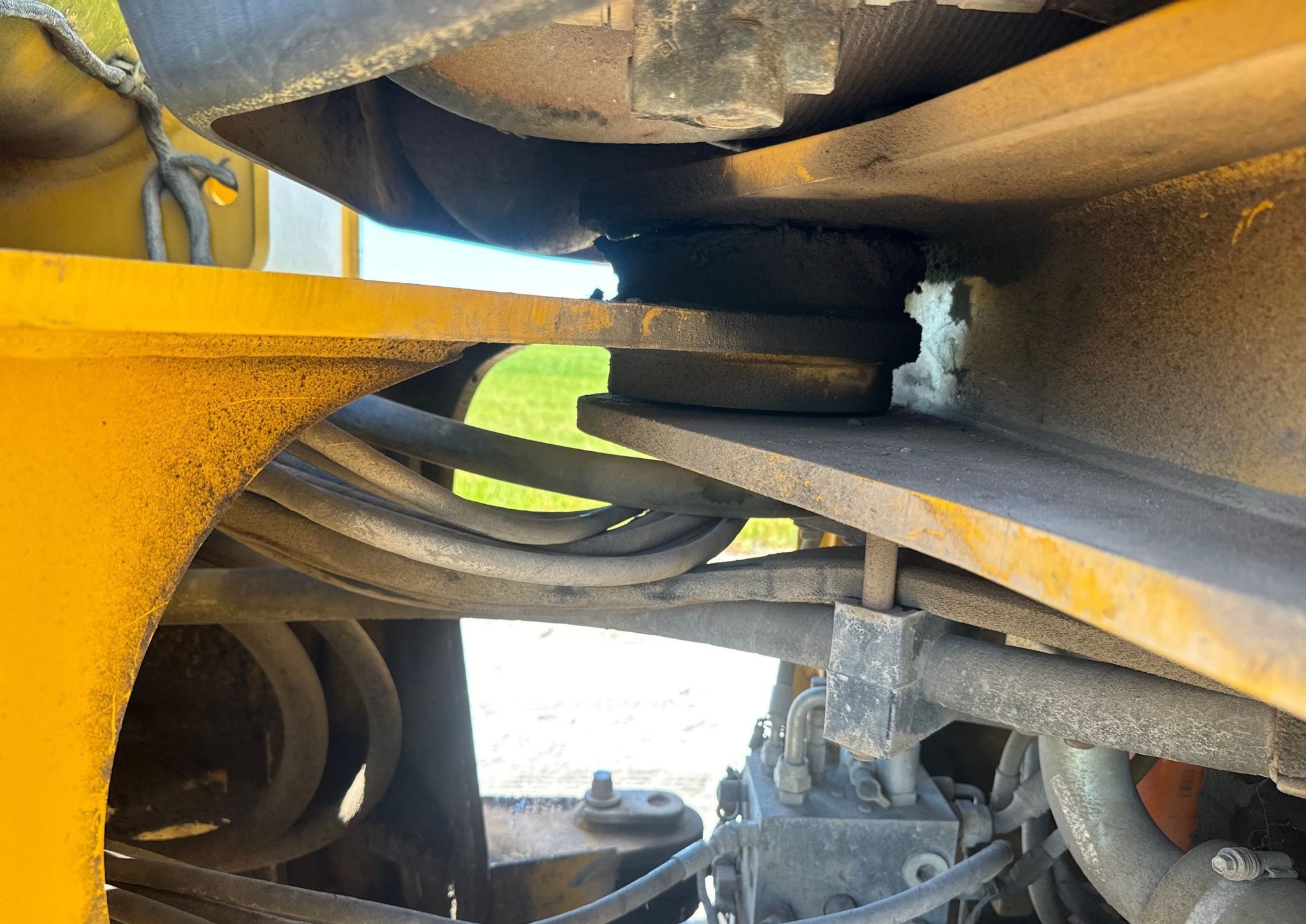 gallery 2014 John Deere 624K wheel loader