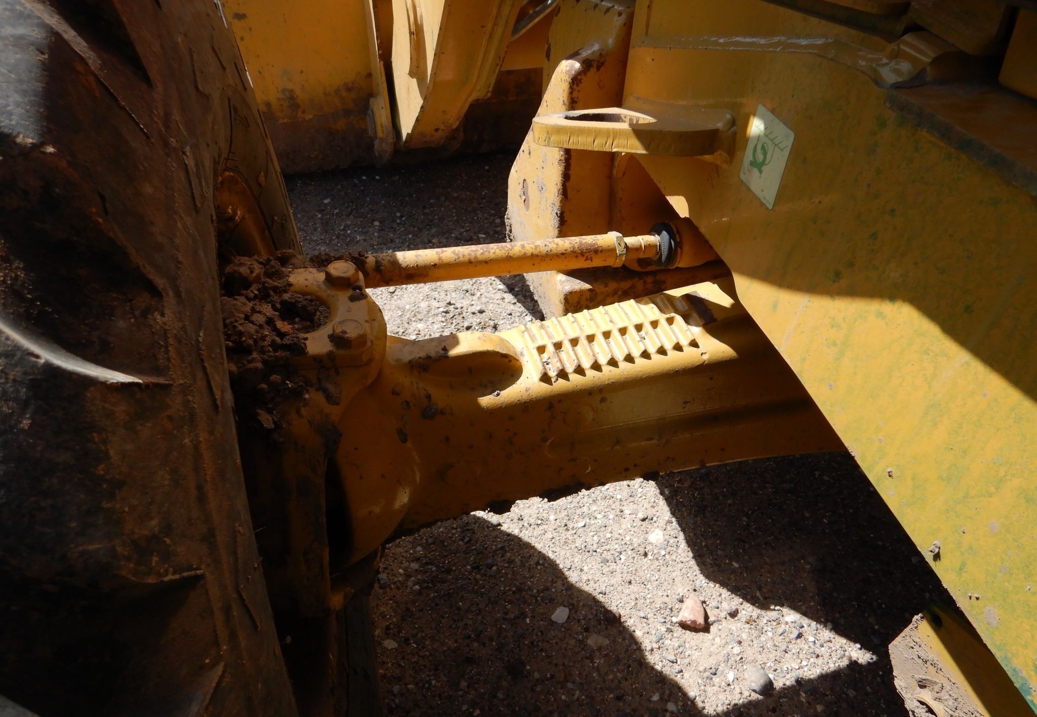 gallery 2013 Caterpillar 420F backhoe