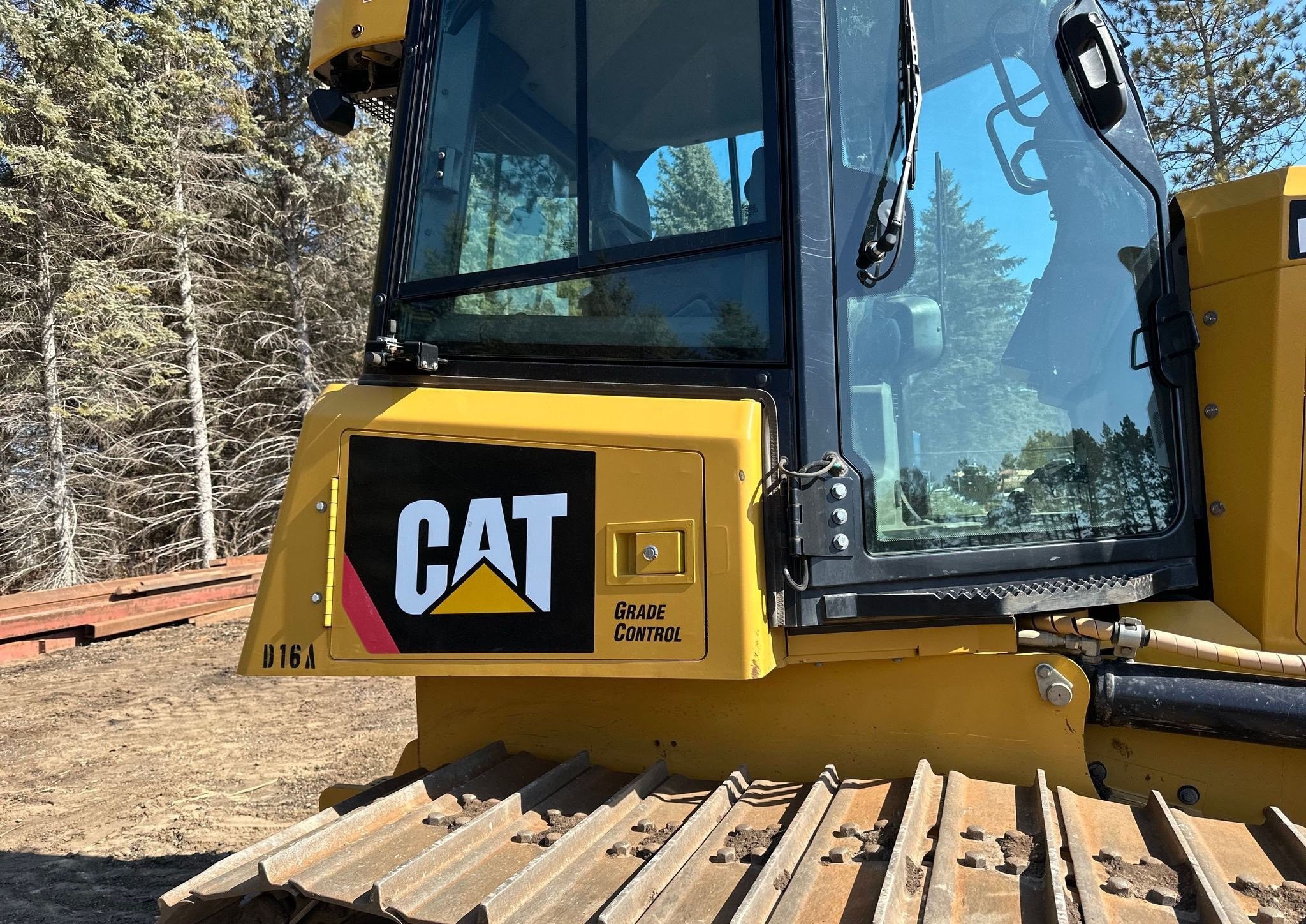gallery 2016 Caterpillar D6K2 LGP dozer