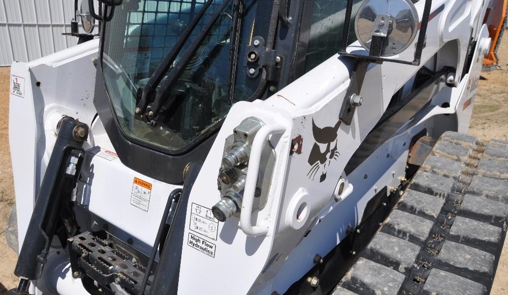 gallery 2013 Bobcat T870 Compact Track Loader