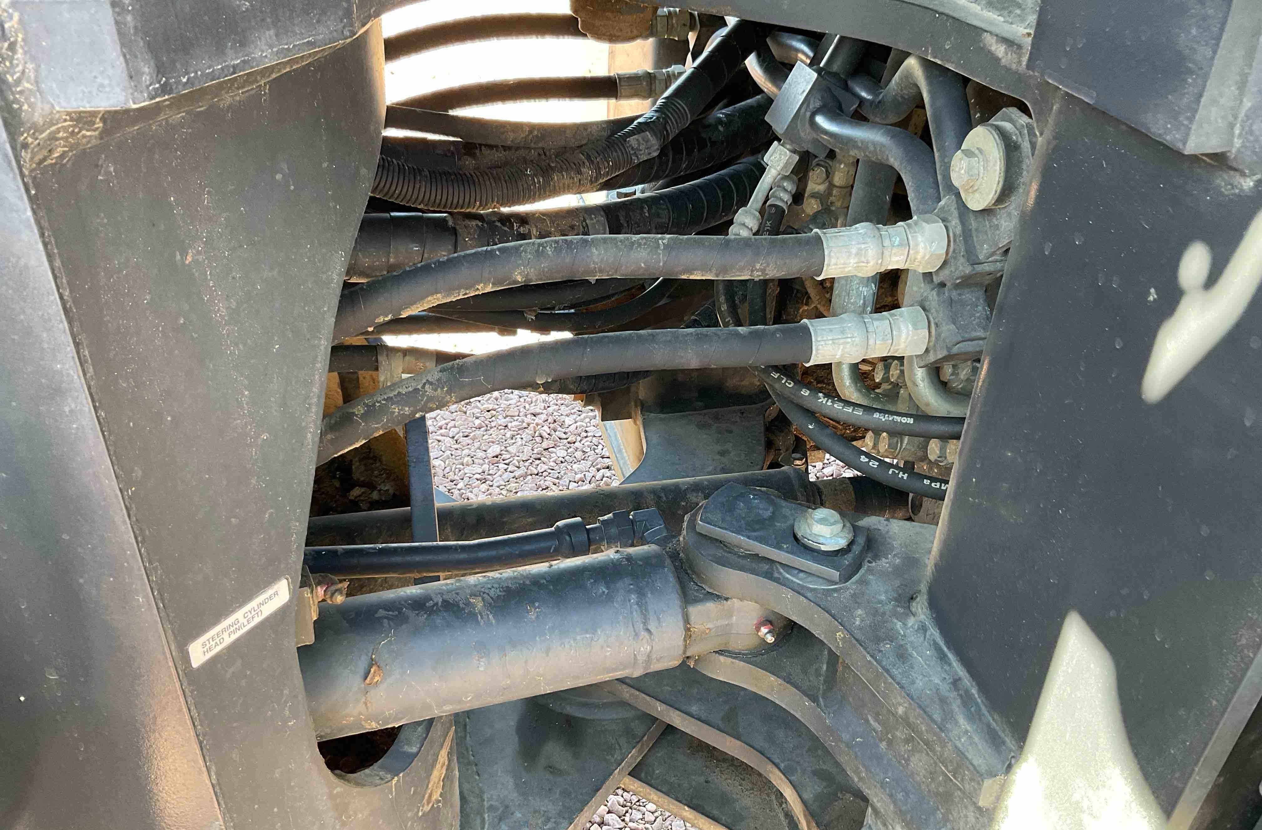 gallery 2019 Komatsu WA270-8 Wheel Loader
