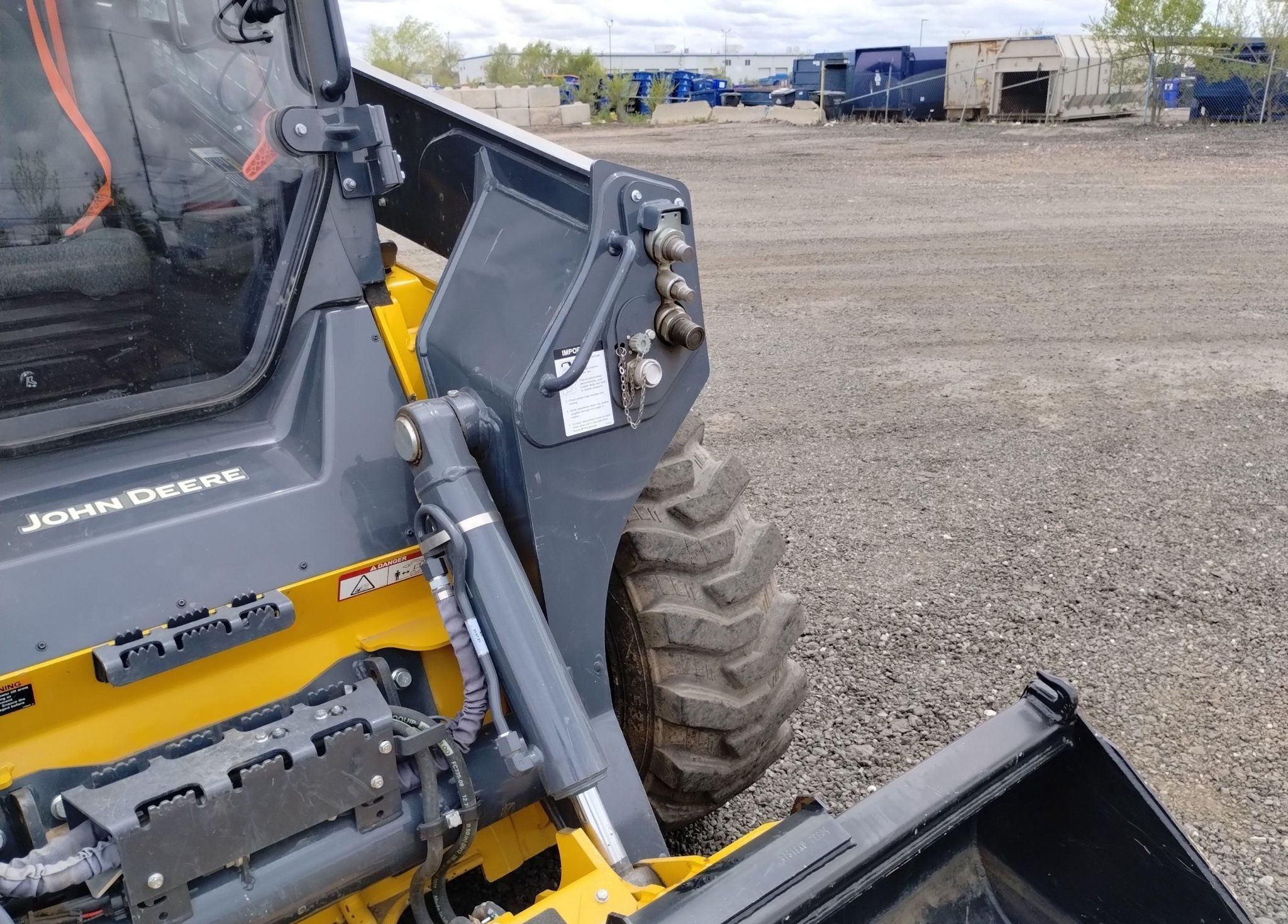 gallery 2022 John Deere 330G skid steer loader
