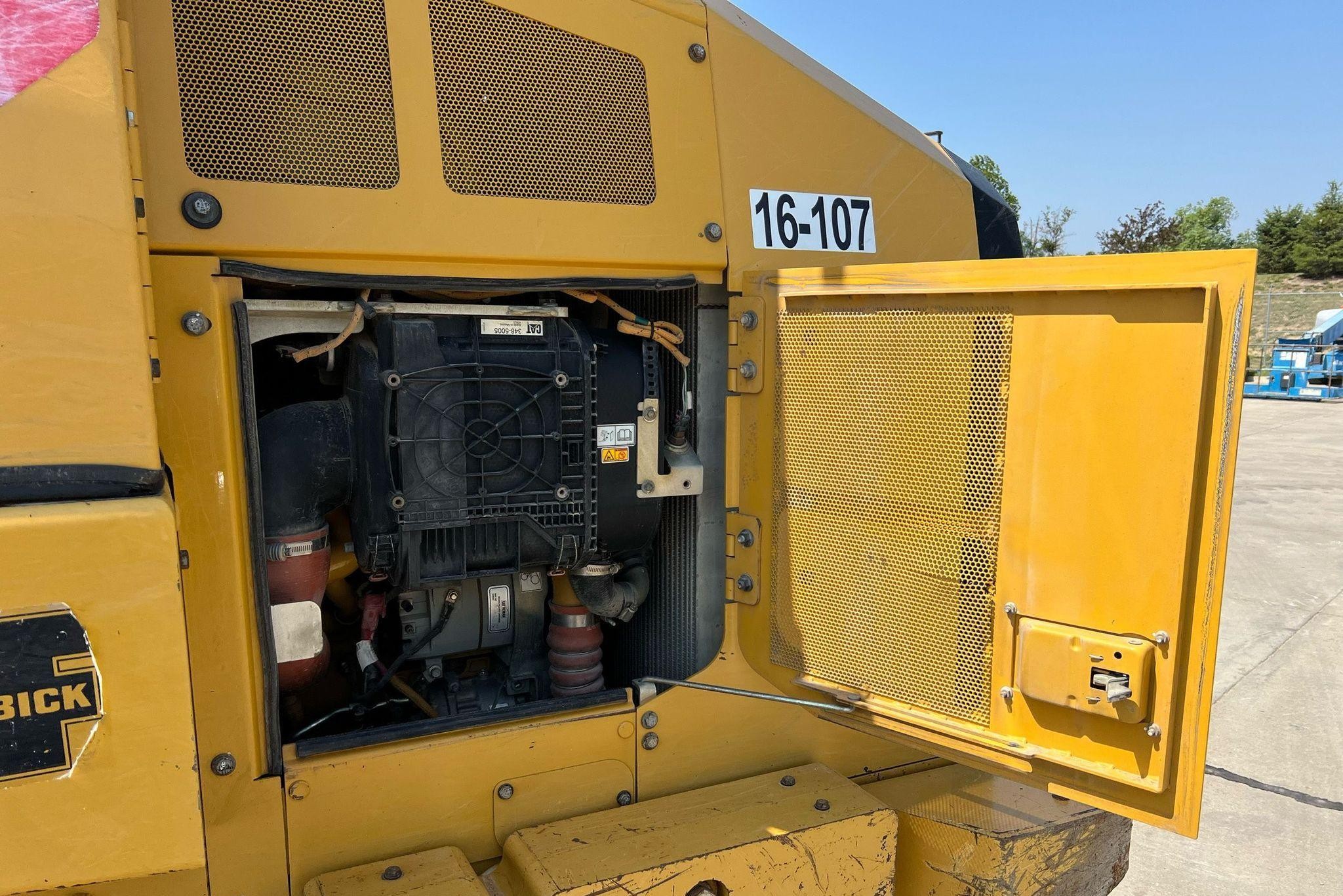 gallery 2016 Caterpillar 963K track loader