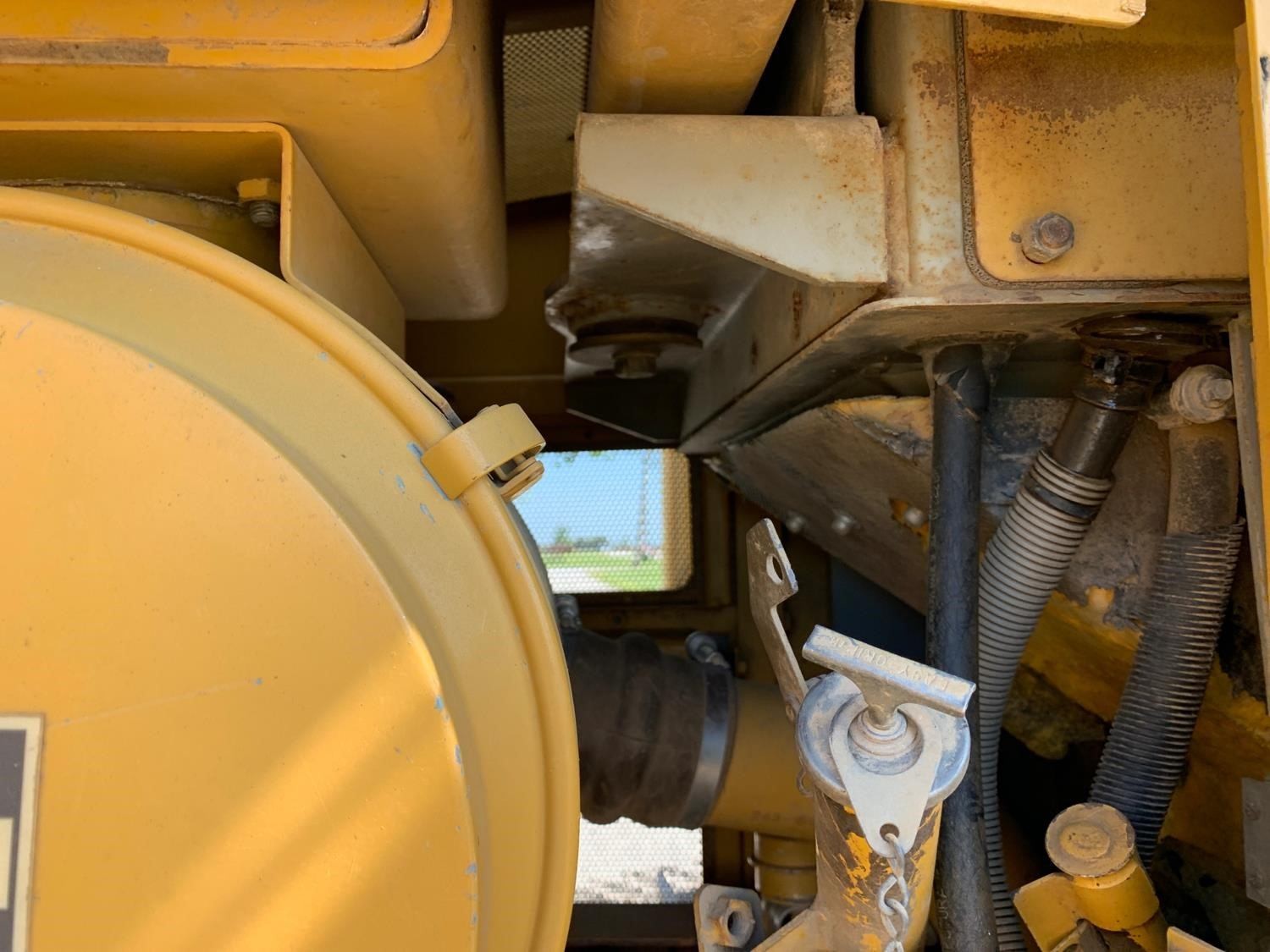gallery 2005 Caterpillar D6R XL Ll Dozer WRipper