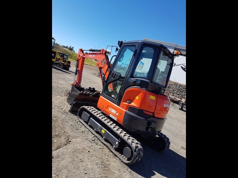 gallery 2017 KUBOTA U35-4R3