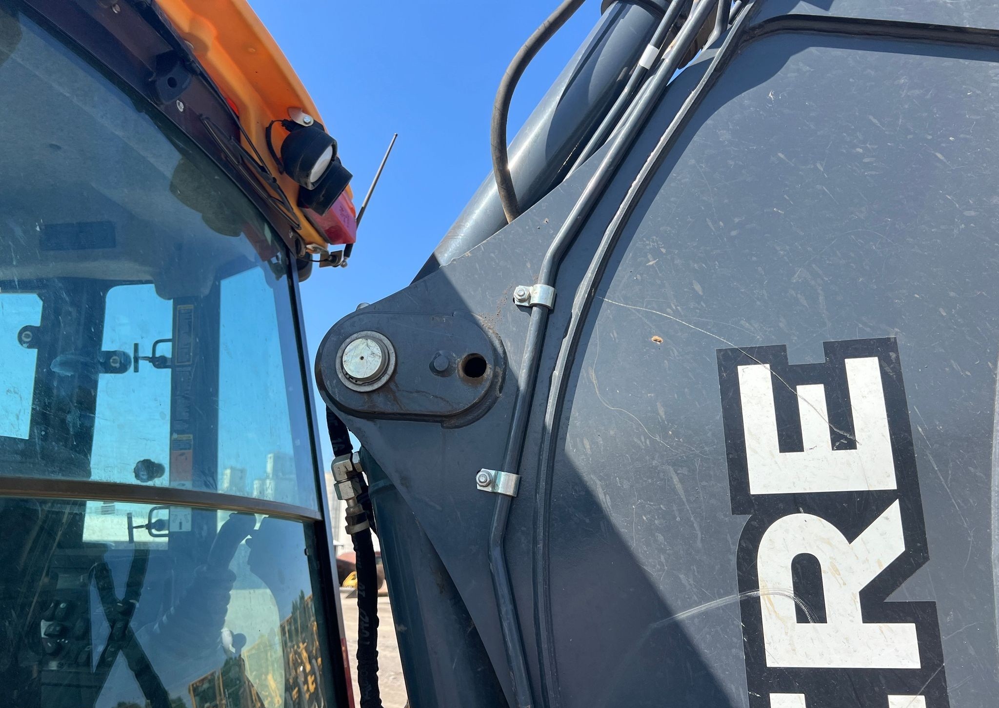 gallery 2020 John Deere 310L backhoe