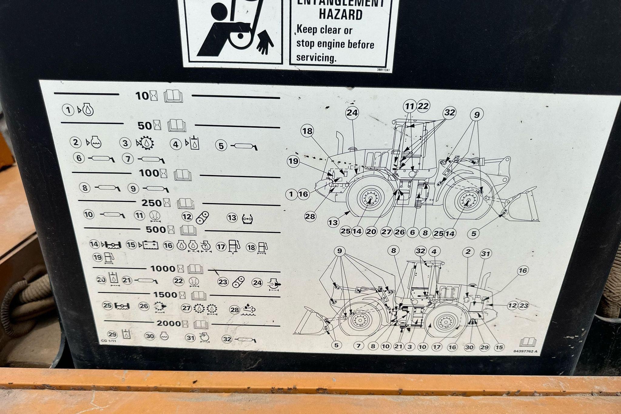 gallery 2011 Case 821F wheel loader