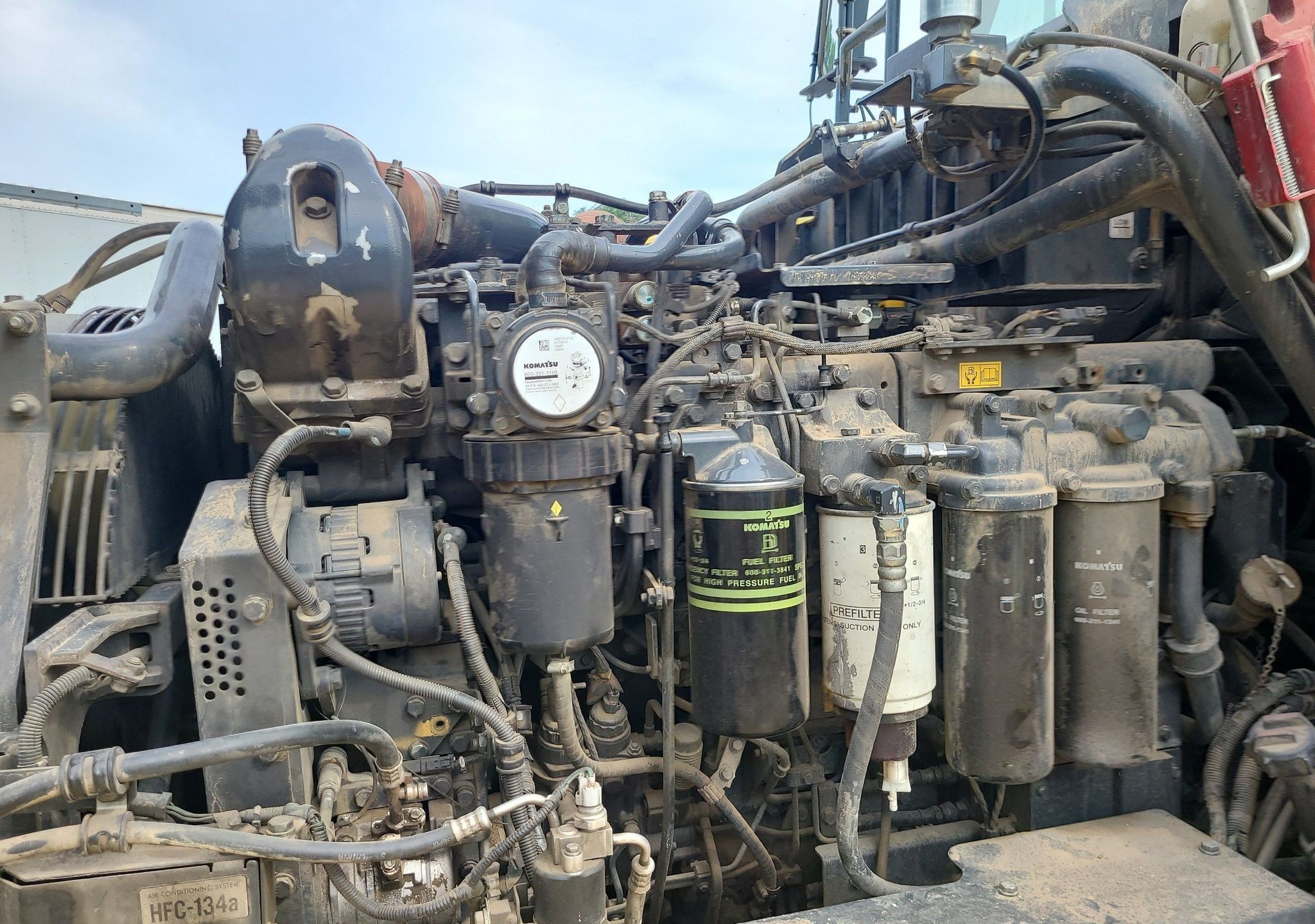gallery 2013 Komatsu HM400-3 haul truck