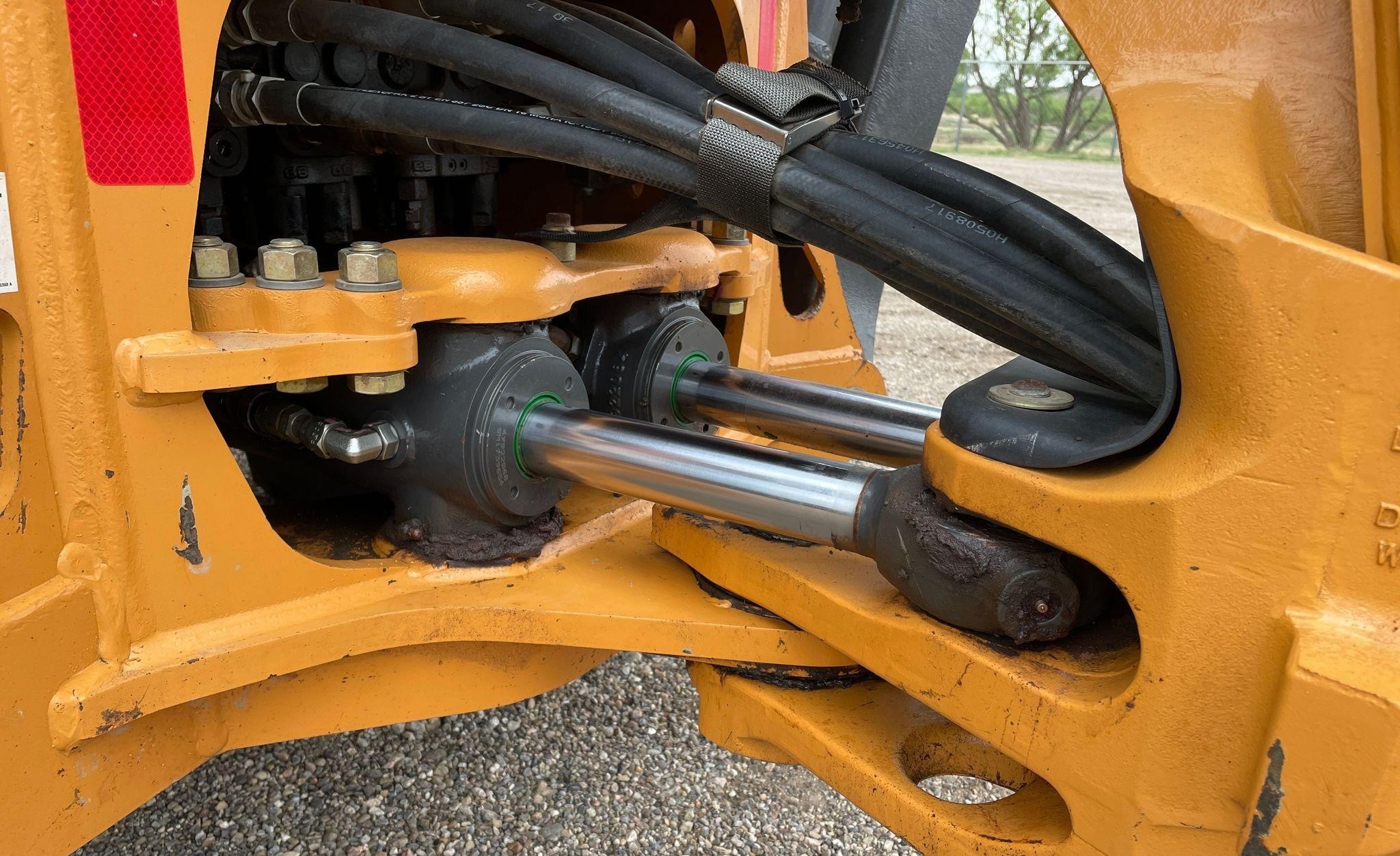 gallery 2018 Case 580N EP  backhoe